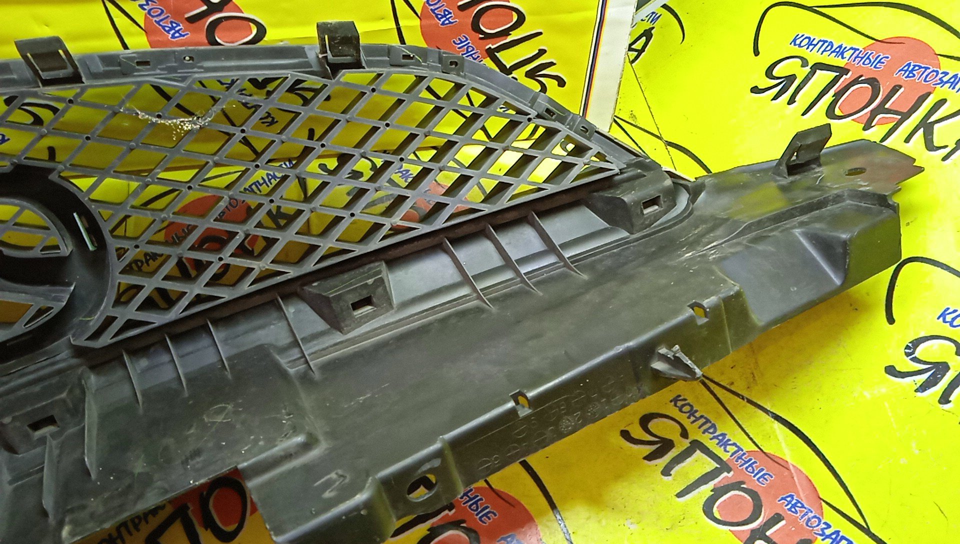 РЕШЕТКА РАДИАТОРА/MAZ/MPV/LW3W/LW5W/LWEW/LWFW/2 МОДЕЛЬ/LD4750710/LC6250712