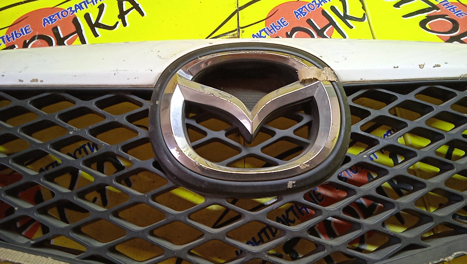 РЕШЕТКА РАДИАТОРА/MAZ/DEMIO/DY/DY3R/DY3W/DY5R/DY5W/1 МОДЕЛЬ/D3525071179/50710K2443