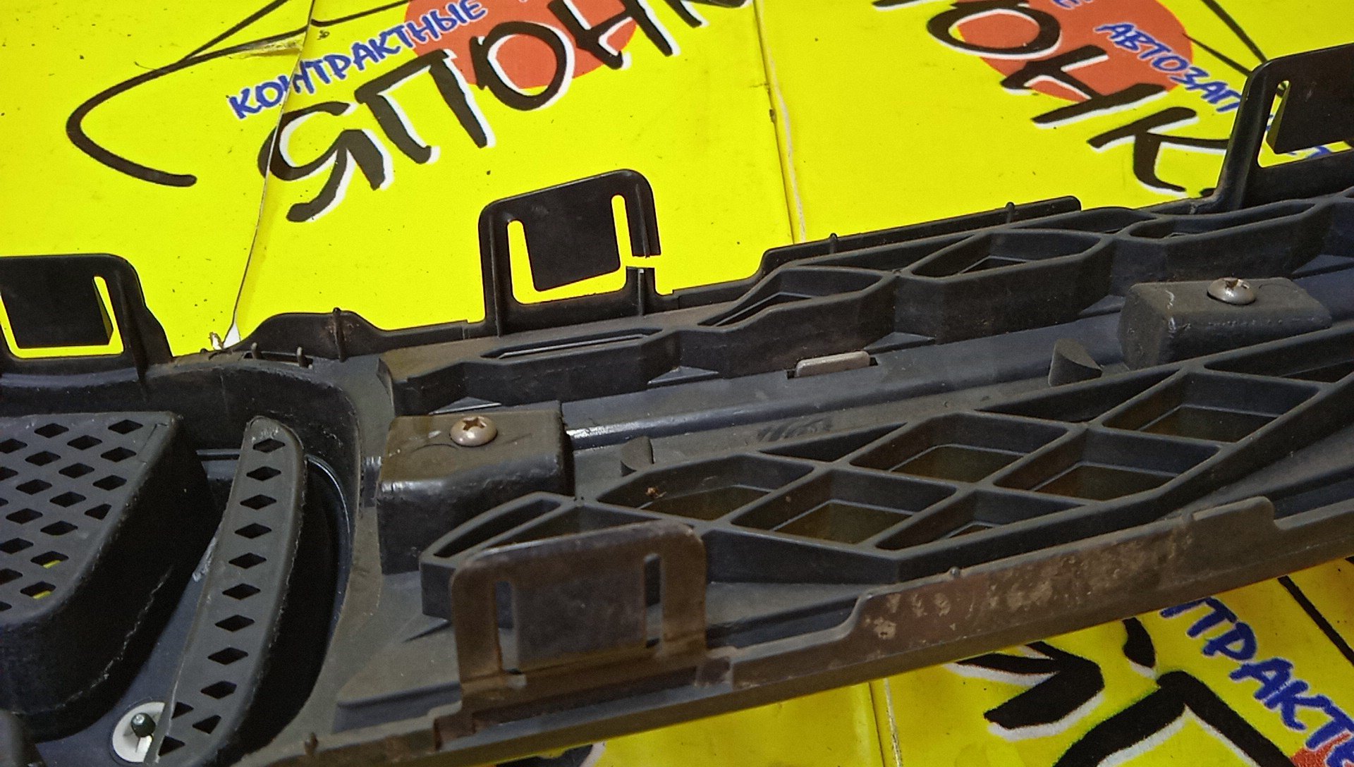 РЕШЕТКА РАДИАТОРА/HON/FIT/JAZZ/GD1/GD2/GD3/GD4/2 МОДЕЛЬ/71121SAA901/71121SAAZ01/71121SAAJ01