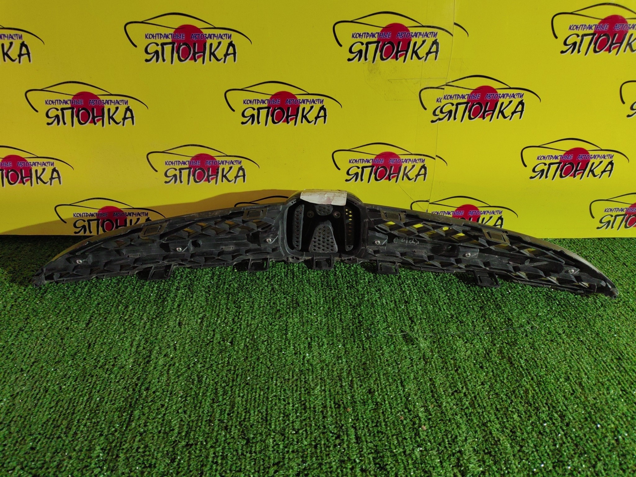 РЕШЕТКА РАДИАТОРА/HON/FIT/JAZZ/GD1/GD2/GD3/GD4/3 МОДЕЛЬ/71121SAAJ01