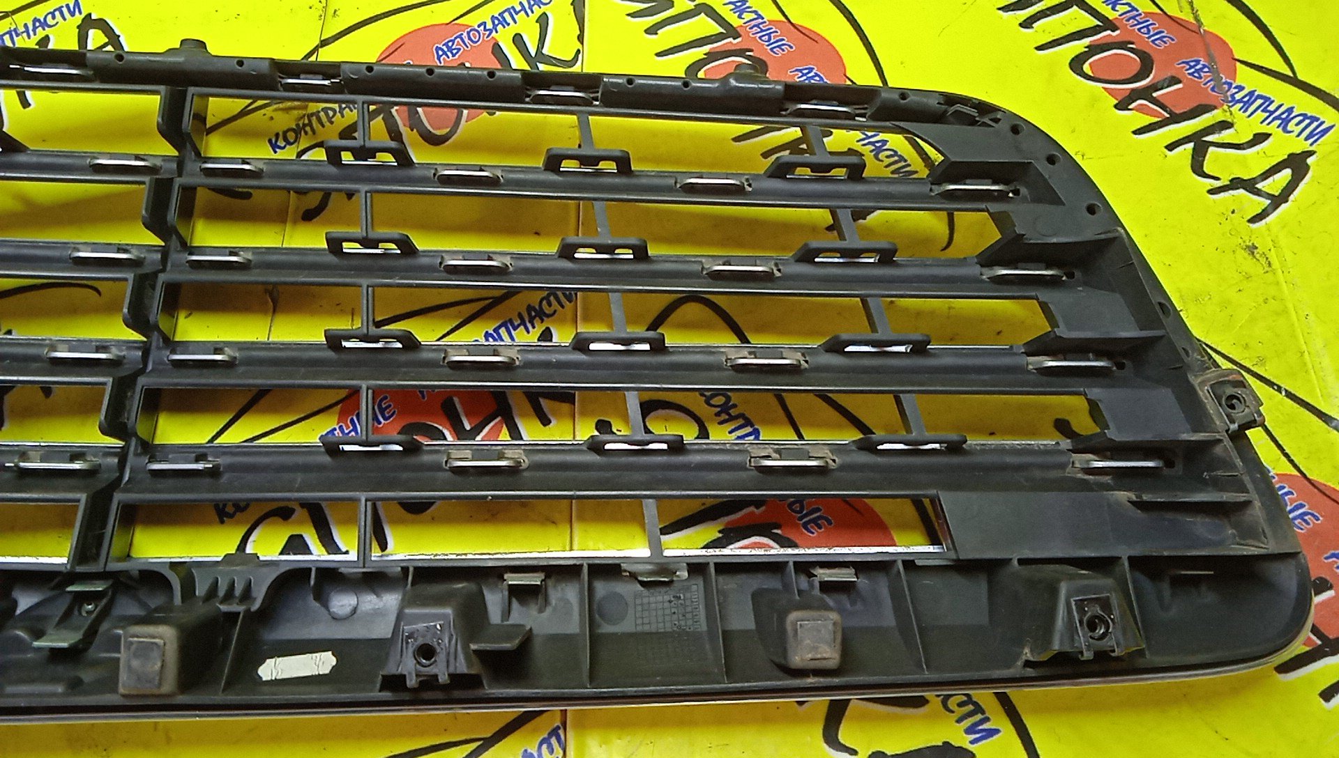 РЕШЕТКА РАДИАТОРА/MERC/E-CLASS/W211/2 МОДЕЛЬ/A2118801783