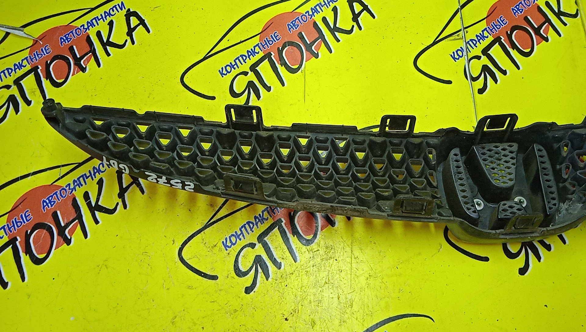 РЕШЕТКА РАДИАТОРА/HON/FIT/JAZZ/GD1/GD2/GD3/GD4/2 МОДЕЛЬ/71121SAA901/71121SAAZ01/71121SAAJ01