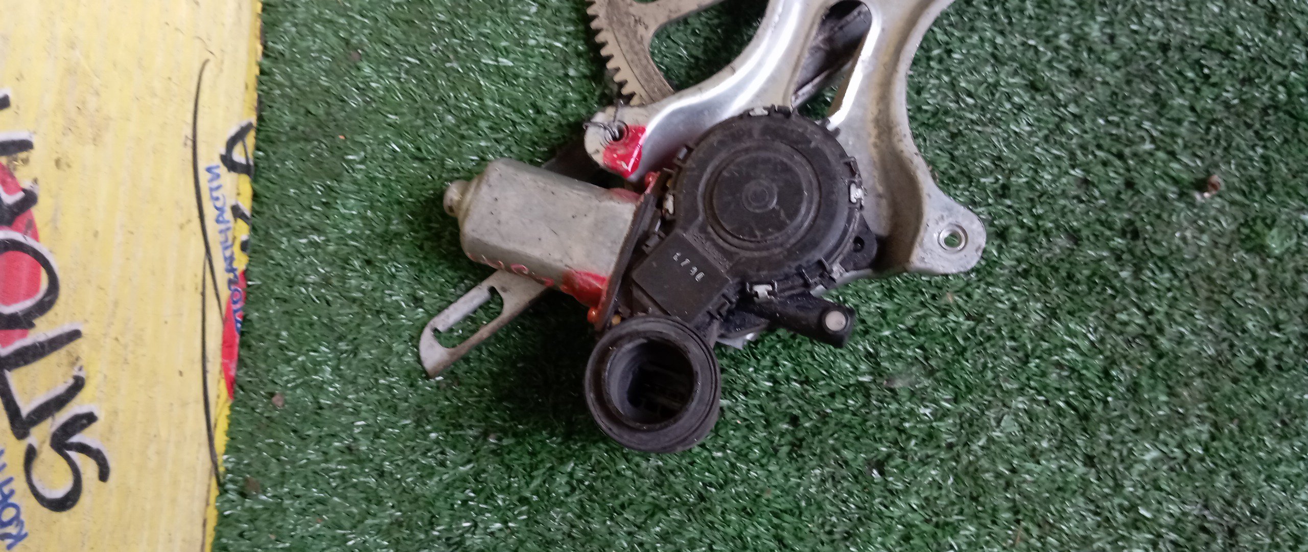 СТЕКЛОПОДЪЕМНИК/TOY/CROWN/CROWN MAJESTA/UZS171/UZS173/UZS175/JZS171/JZS171W/JZS173/JZS173W/JZS175/JZS175W/JZS177/JZS179/GS171/GS171W/JKS175/F/R