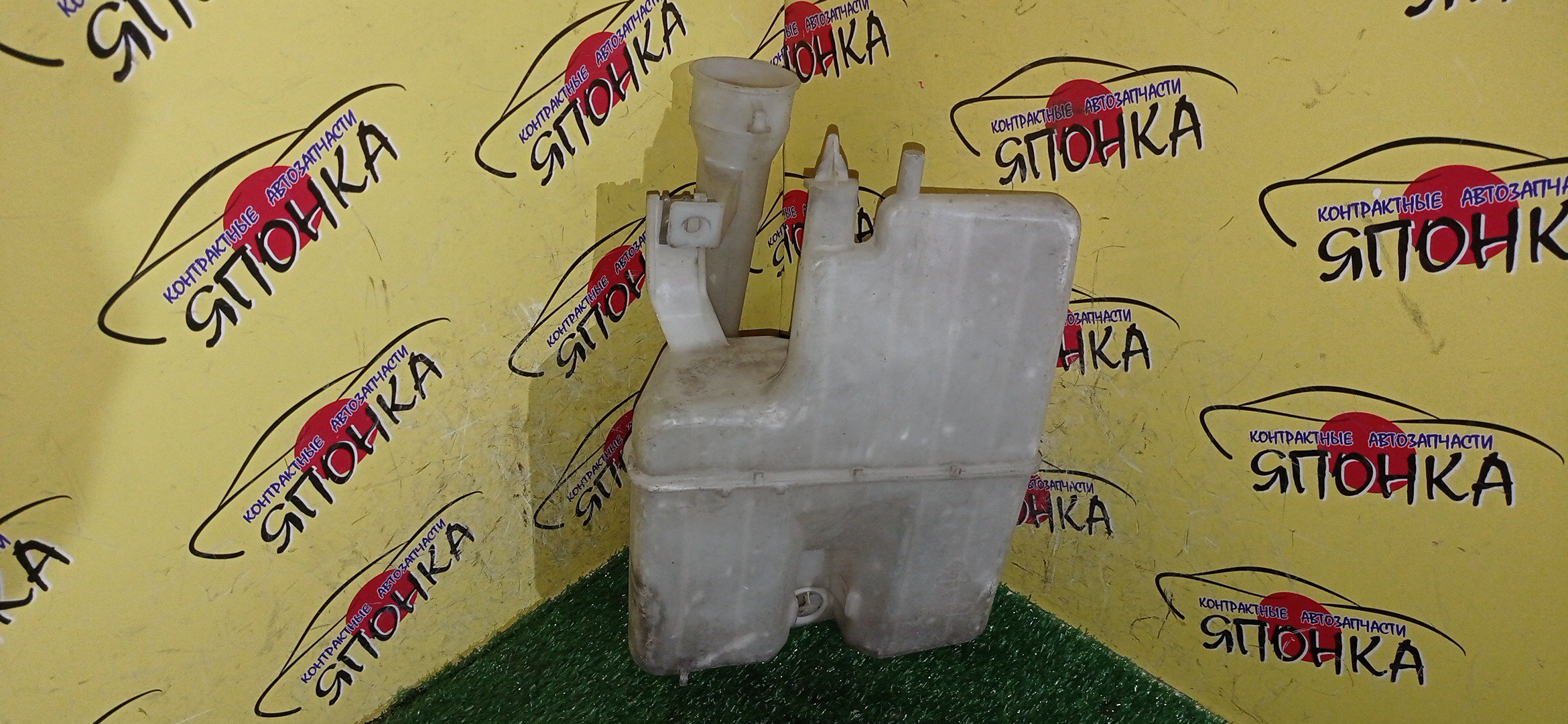 БАЧОК ОМЫВАТЕЛЯ СТЕКОЛ/MMC/DELICA/L400/SPACE GEAR/PA4W/PB6W/PD4W/PD6W/PF6W/PA5W/PB5W/PC5W/PD8W/PE8W/PF8W/K74T/K75T/1 МОТОРЧИК