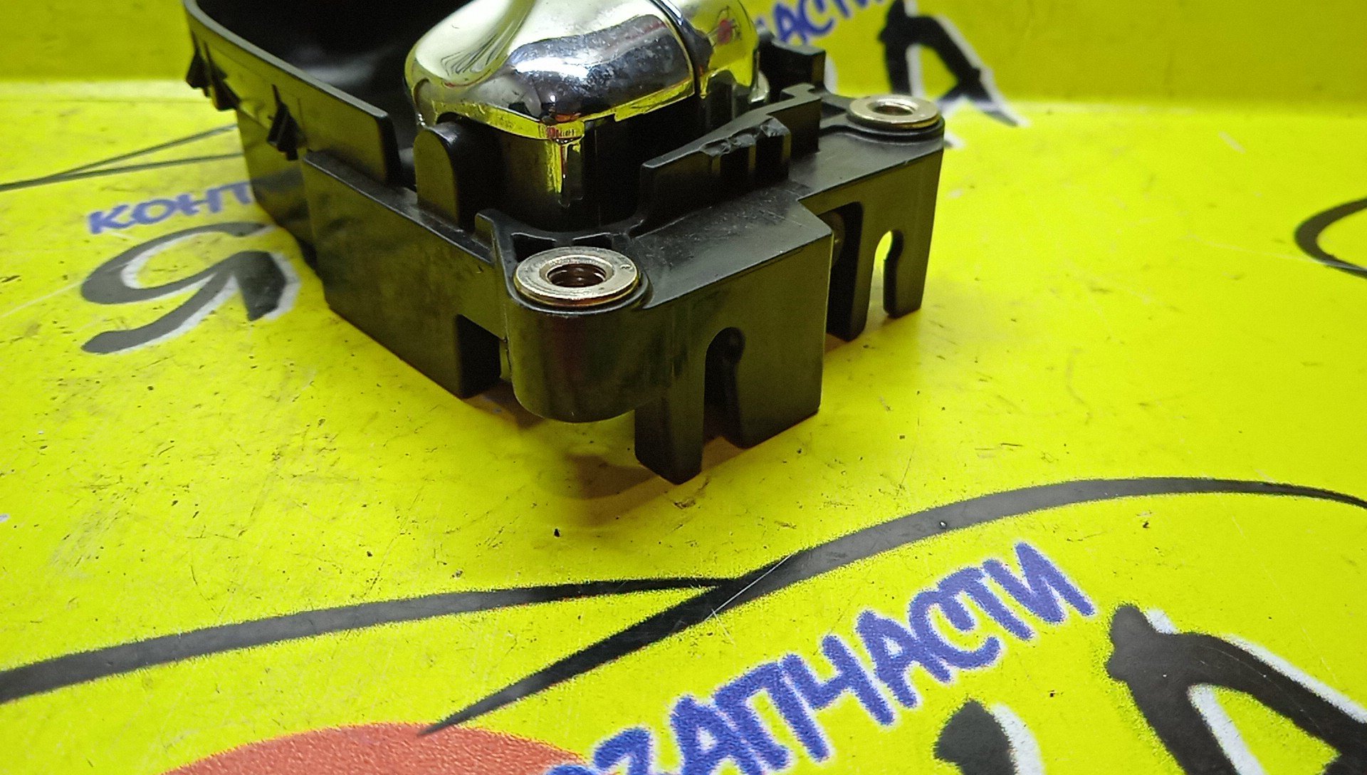 РУЧКА ДВЕРИ ВНУТРЕННЯЯ/NIS/PRIMERA/P12/F/L/80671AU010