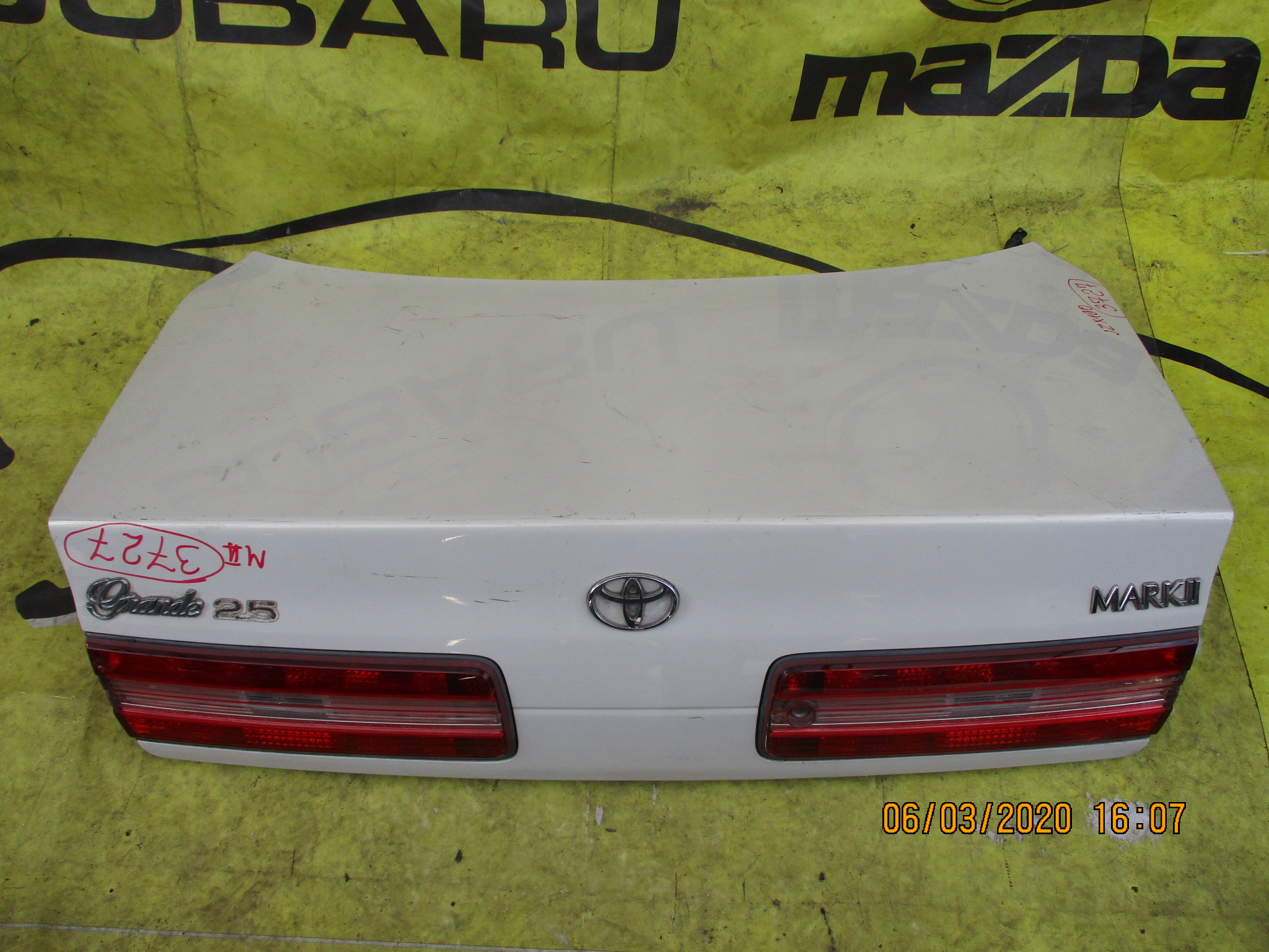 КРЫШКА БАГАЖНИКА/TOY/MARK II/GX100/GX105/JZX100/JZX101/JZX105/LX100/1 МОДЕЛЬ/6440122660/6440122670