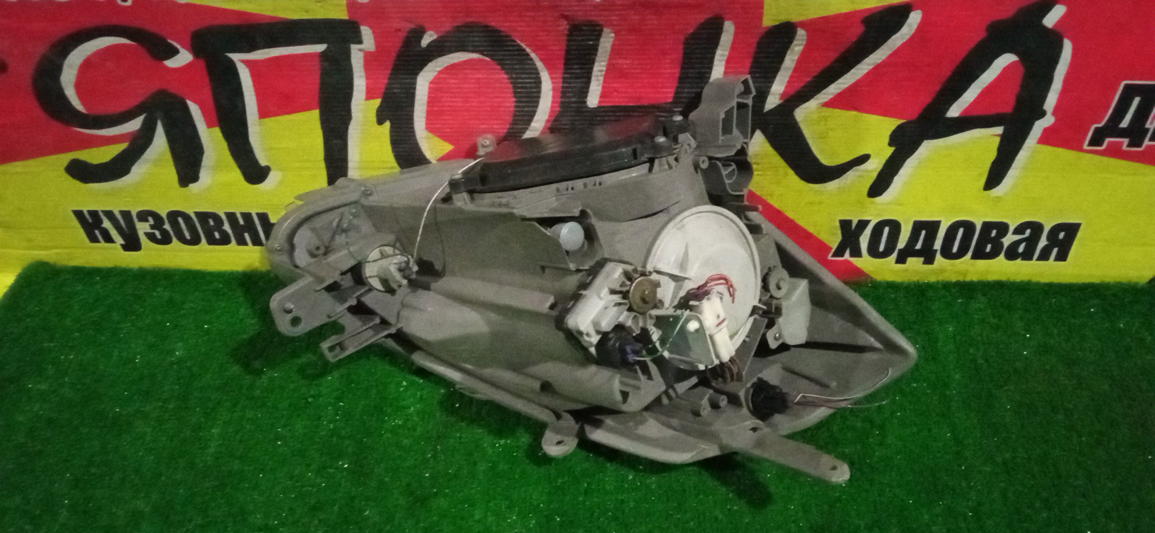 ФАРА/TOY/PASSO/KGC10/10051767/L/XENON/1 МОДЕЛЬ