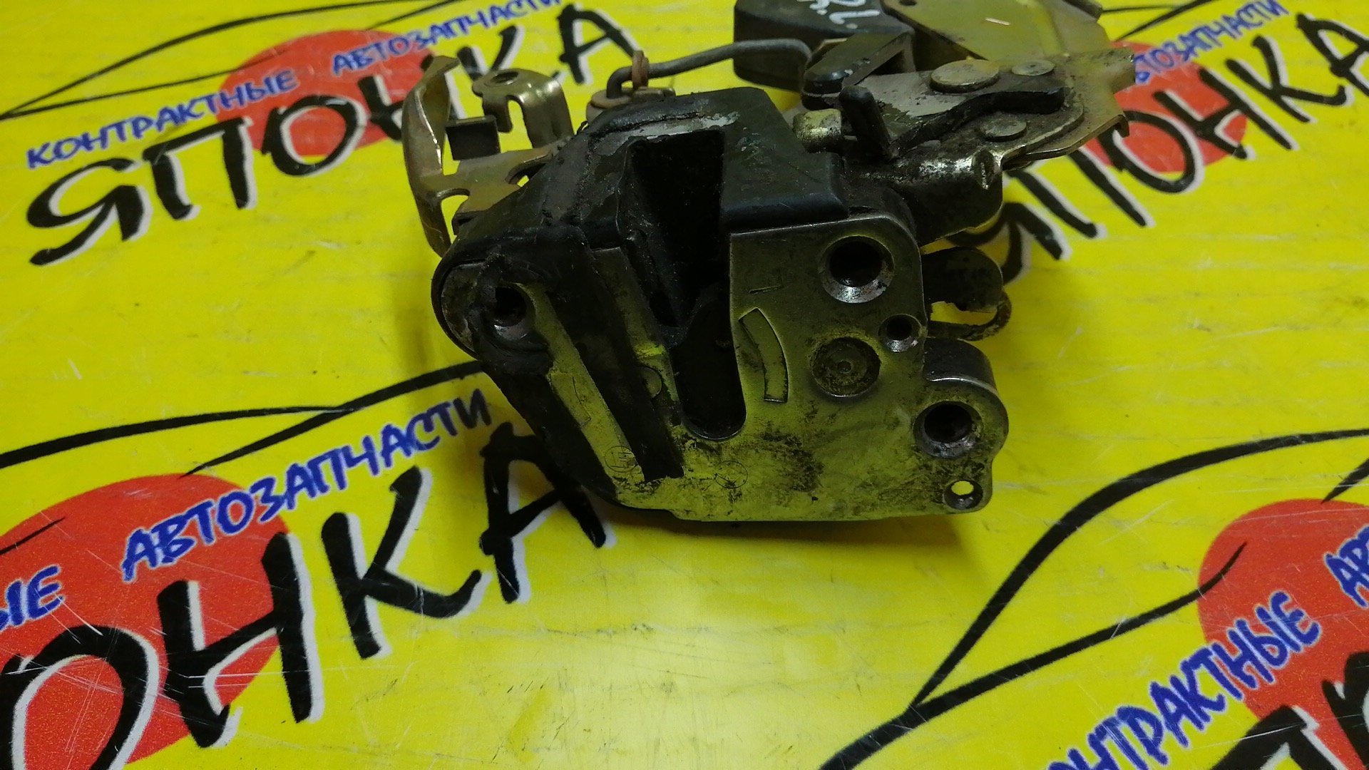 ЗАМОК ДВЕРИ/TOY/COROLLA CERES/SPRINTER MARINO/AE100/AE101/B/L