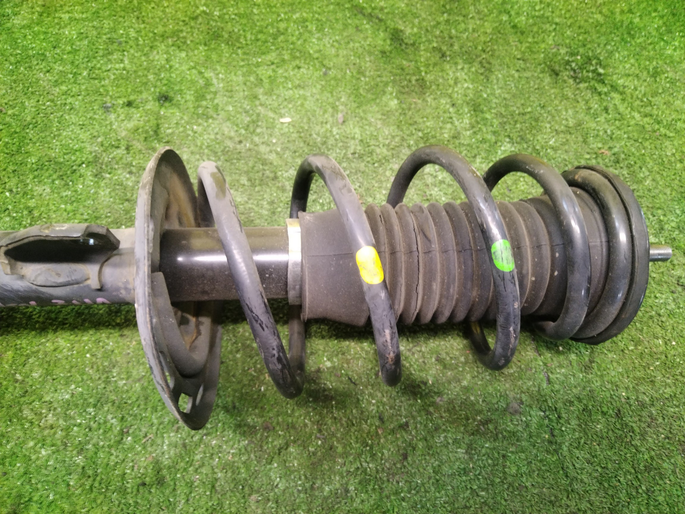 СТОЙКА/TOY/VITZ/KSP130/NSP130/NSP135/NCP131/NSP131/F/L