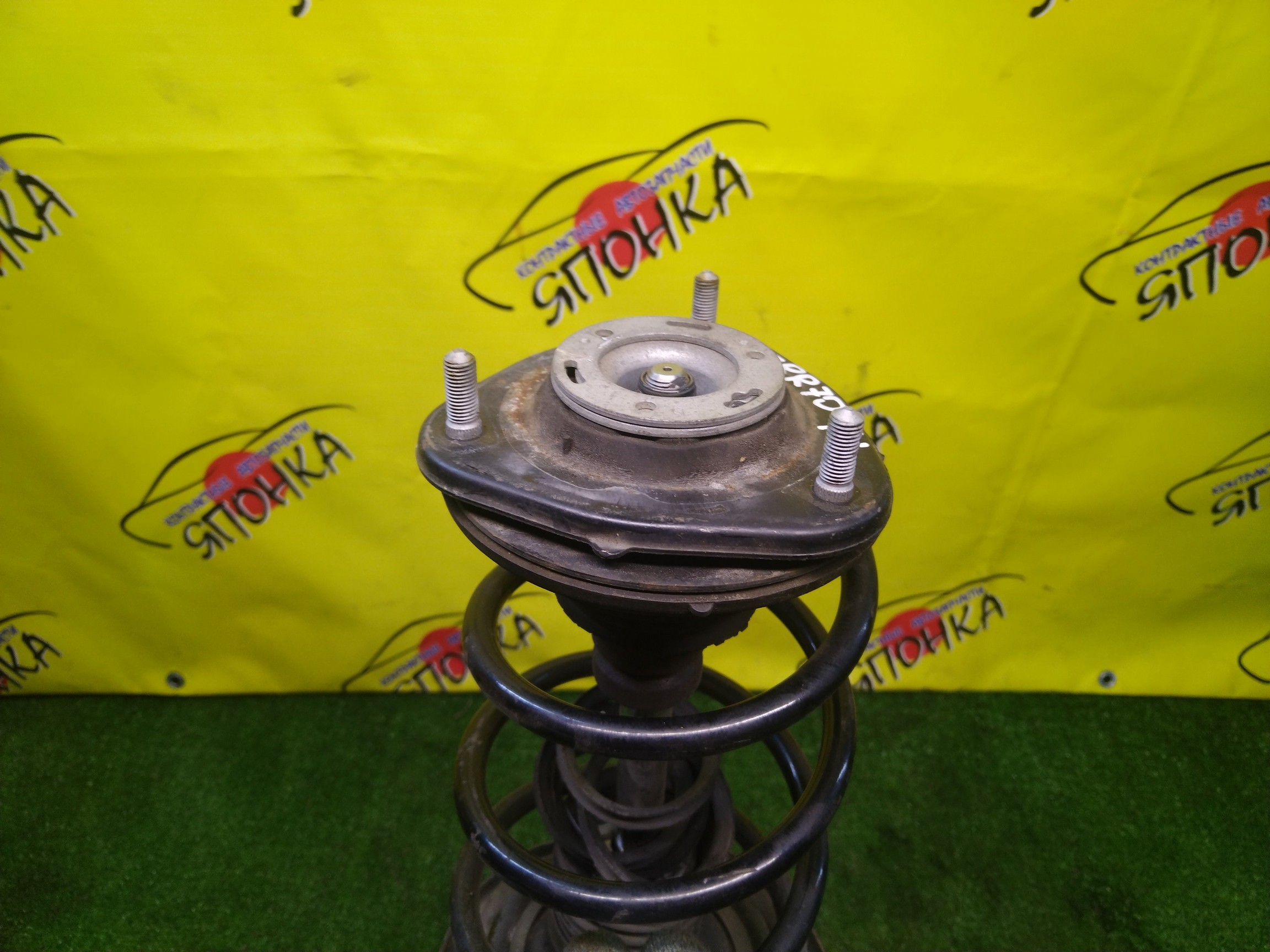 СТОЙКА/TOY/NOAH/VOXY/ZRR70G/ZRR70W/ZRR75G/ZRR75W/F/L/2WD/4WD