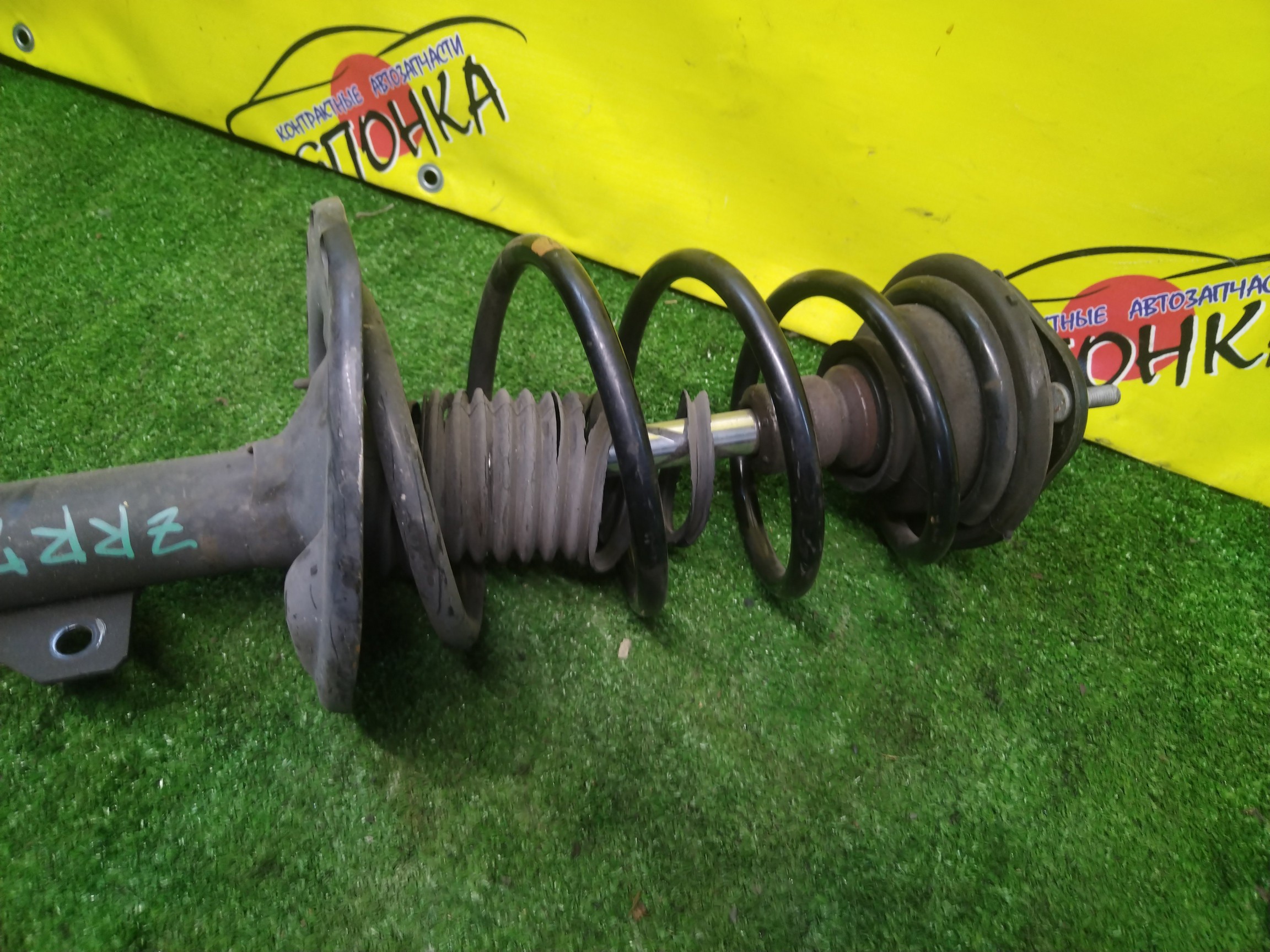 СТОЙКА/TOY/NOAH/VOXY/ZRR70G/ZRR70W/ZRR75G/ZRR75W/F/L/2WD/4WD