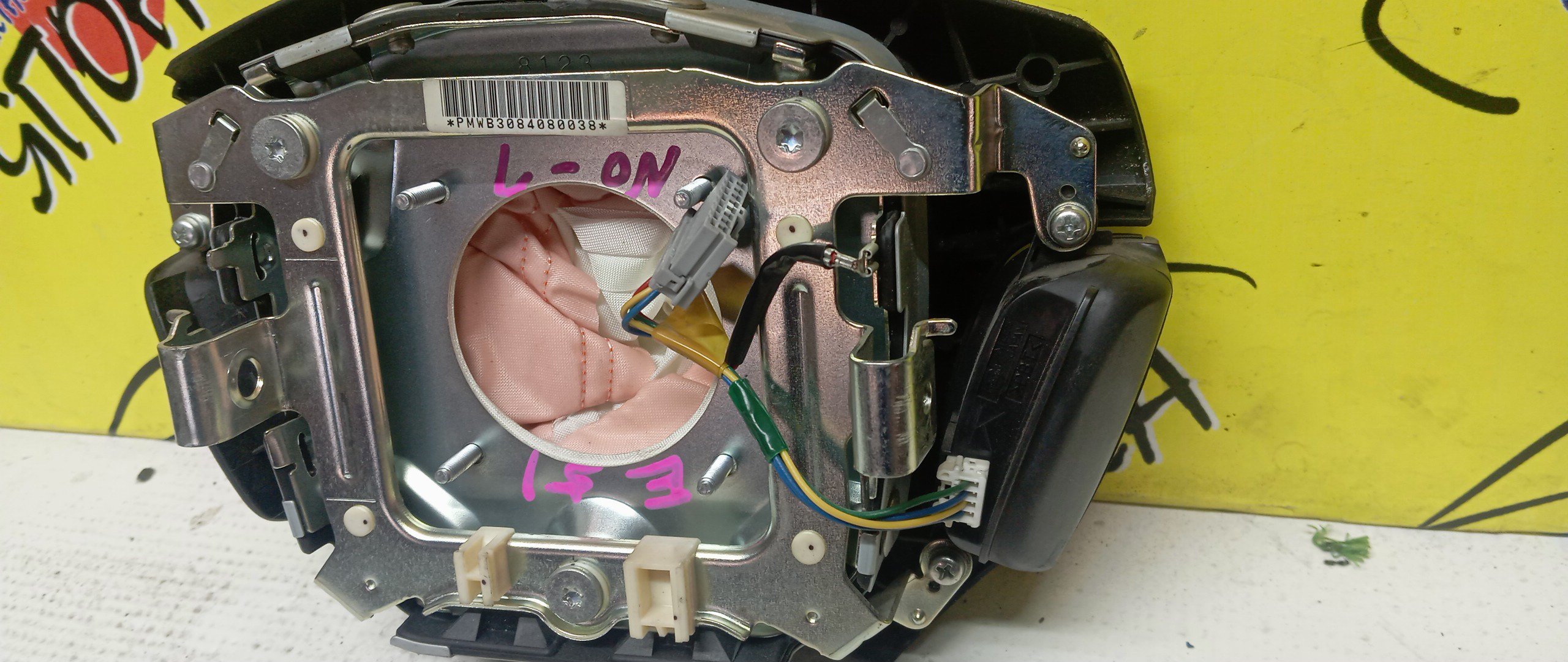 AIRBAG ВОДИТЕЛЬСКИЙ/NIS/CEDRIC/CEFIRO/ELGRAND/GLORIA/A33/E51/ENY34/HY34/ME51/MNE51/MY34/NE51/PA33/4 ЛУЧА/МУЛЬТИРУЛЬ/K8510WB40A