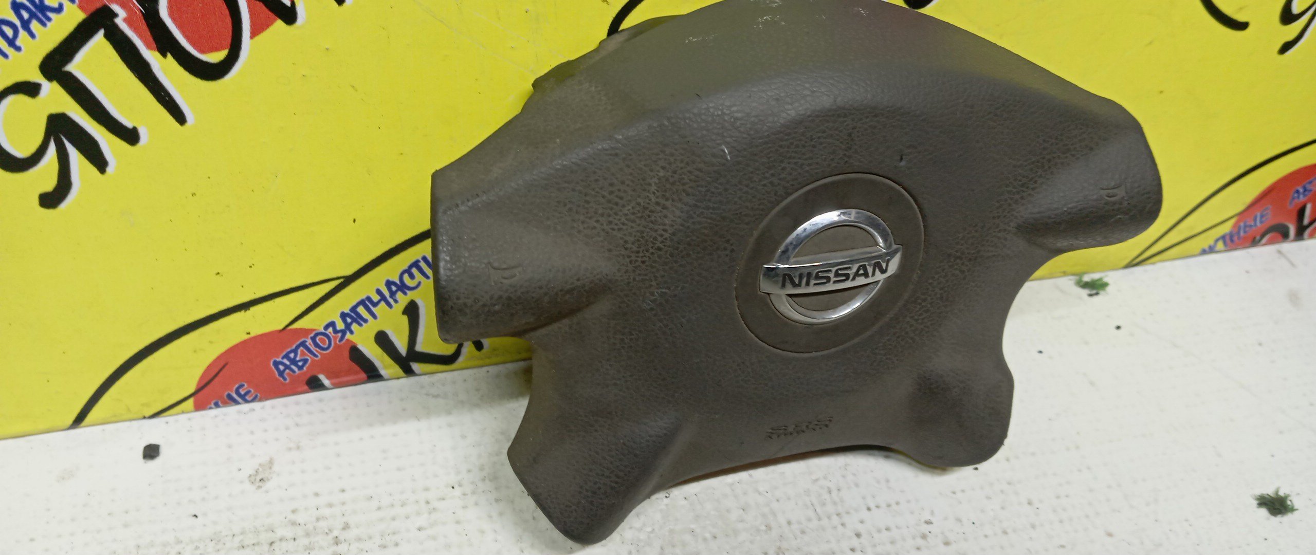 AIRBAG ВОДИТЕЛЬСКИЙ/NIS/AVENIR/PRIMERA/WINGROAD/X-TRAIL/HP12/NT30/PNT30/PNW11/PW11/QP12/RNW11/RP12/RW11/SW11/T30/TNP12/TP12/W11/WFNY11/WFY11/WHNY11/WHP12/WHY11/WPY11/WRY11/WTNP12/WTP12/4 ЛУЧА/ЗНАЧОК ХРОМ/K8510AU060