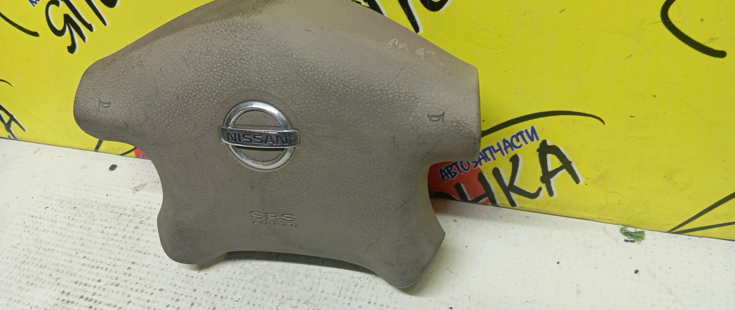 AIRBAG ВОДИТЕЛЬСКИЙ/NIS/BLUEBIRD SYLPHY/CARAVAN/EXPERT/LIBERTY/SERENA/SUNNY/CQGE25/CSGE25/CWGE25/CWMGE25/DQGE25/DWGE25/DWMGE25/FB15/FG10/FNB15/JB15/PC24/PM12/PNC24/PNM12/QB15/QE25/QGE25/QNG10/RC24/RM12/RNM12/SB15/SGE25/TC24/TG10/TNC24/VC24/VENW11/VEW11/VNC24/VNW11/VPE25/VRE25/VW11/VWE25/VWME25/БЕЗ ЗАРЯДА/4 ЛУЧА/2 МОДЕЛЬ/K85104M415