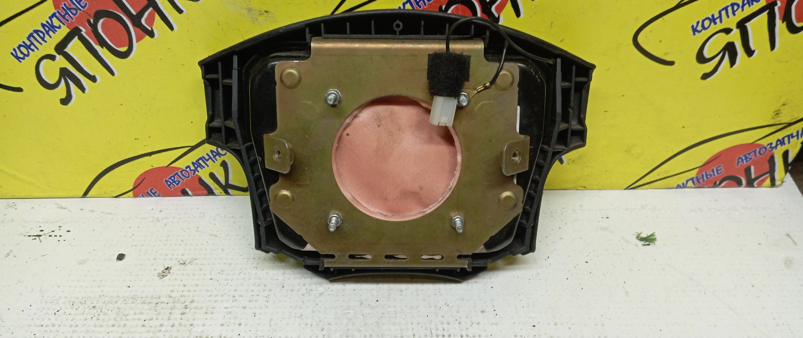 AIRBAG ВОДИТЕЛЬСКИЙ/ISU/WIZARD/UES73FW/UES73EW/UES25FW/4 ЛУЧА/8972381101