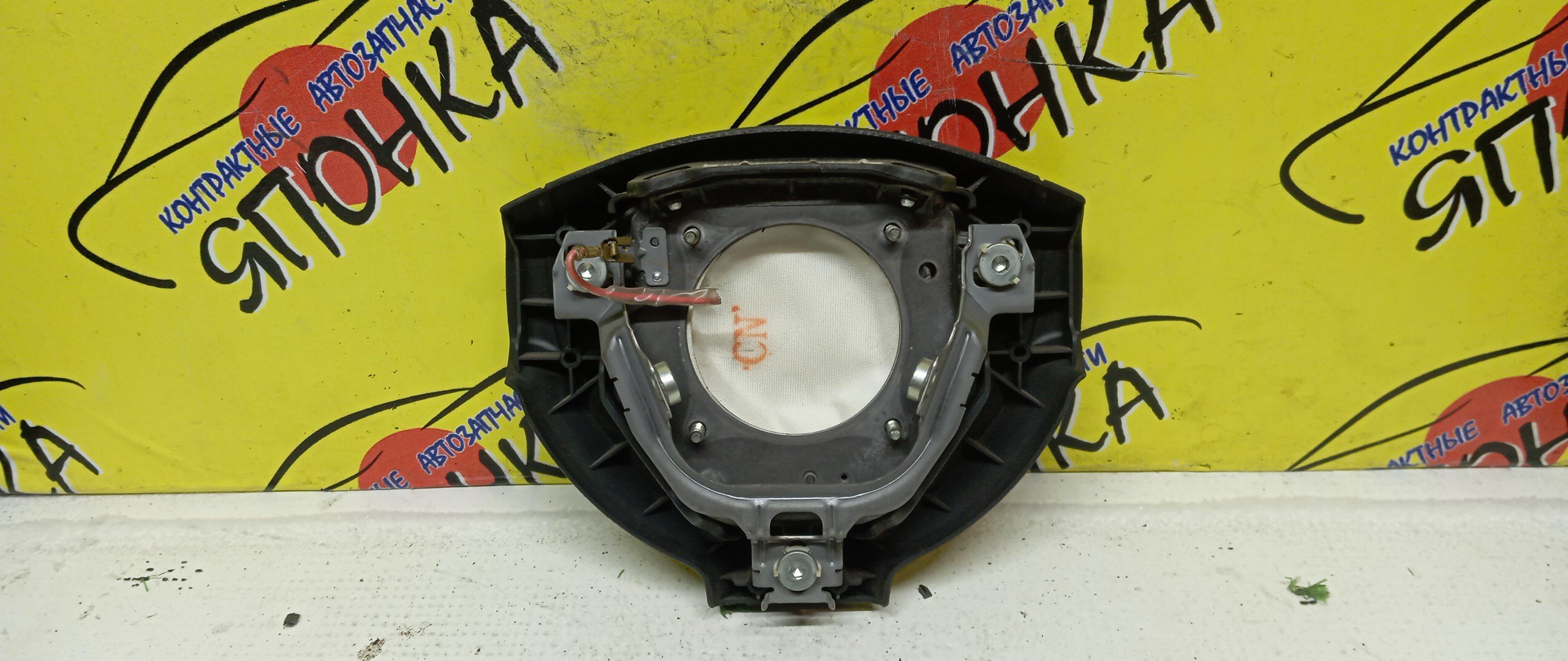 AIRBAG ВОДИТЕЛЬСКИЙ/TOY/PASSO/KGC10/KGC15/QNC10/3 ЛУЧА/45130B1020B0/45130B1031B0