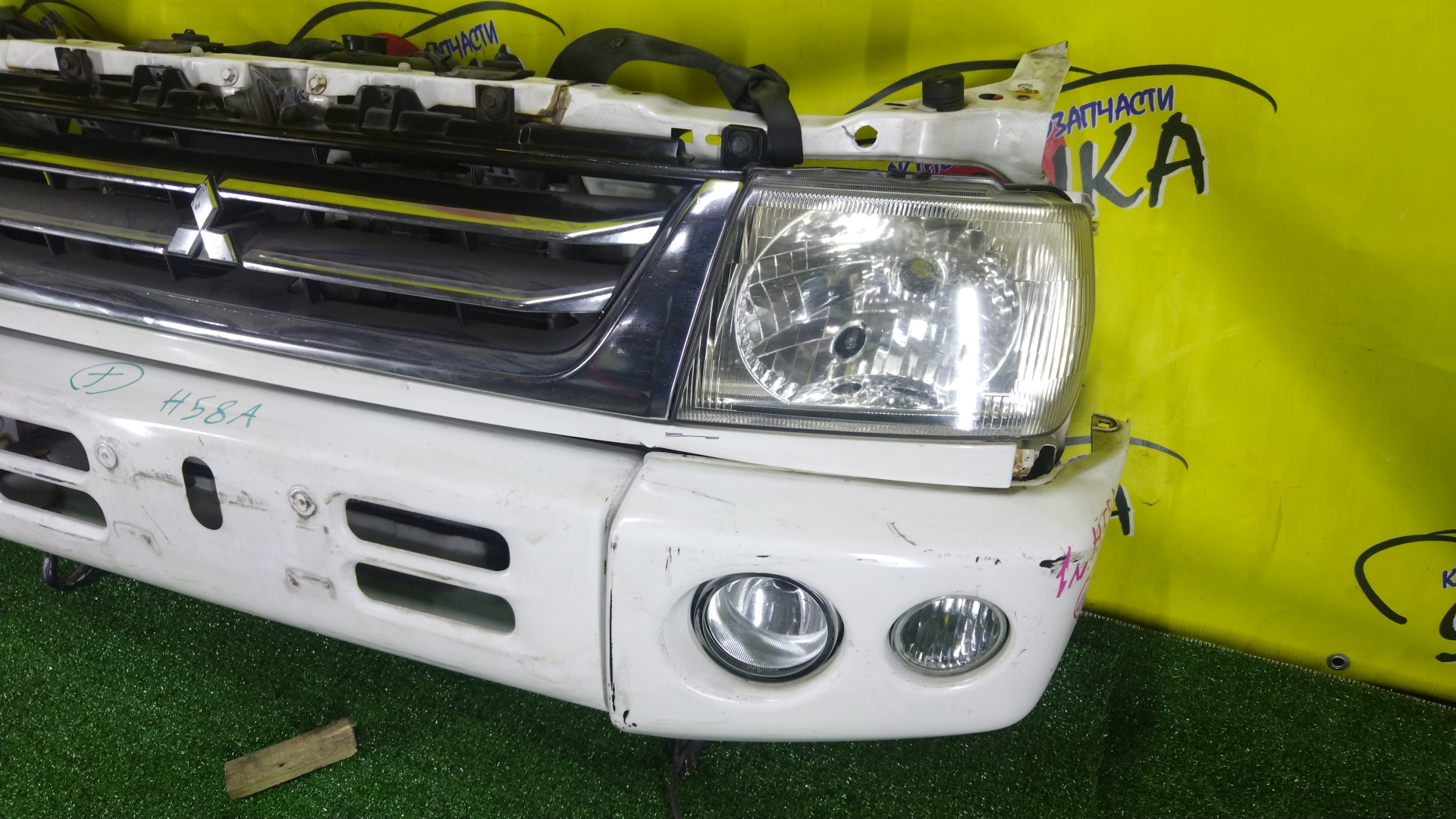 NOSECUT/MMC/PAJERO MINI/H53A/H58A/ТУМАНКИ/1 МОДЕЛЬ/MR414741/5256A947/MR414747/MN161902/MR414744/MR981376/MR592368/MR414743/MR981375/MR592367/MR414742