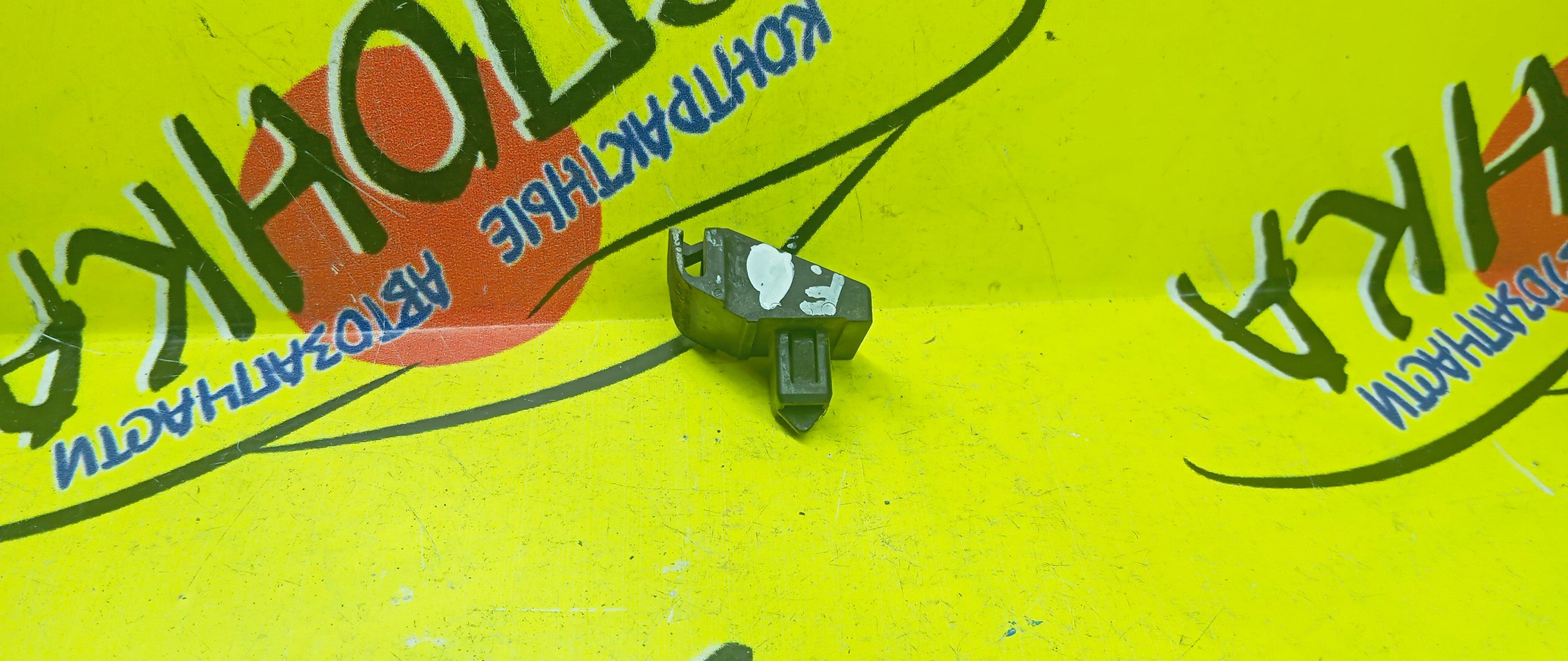 КРЕПЛЕНИЕ БАМПЕРА/NIS/SERENA/C24/F/УГОЛОК