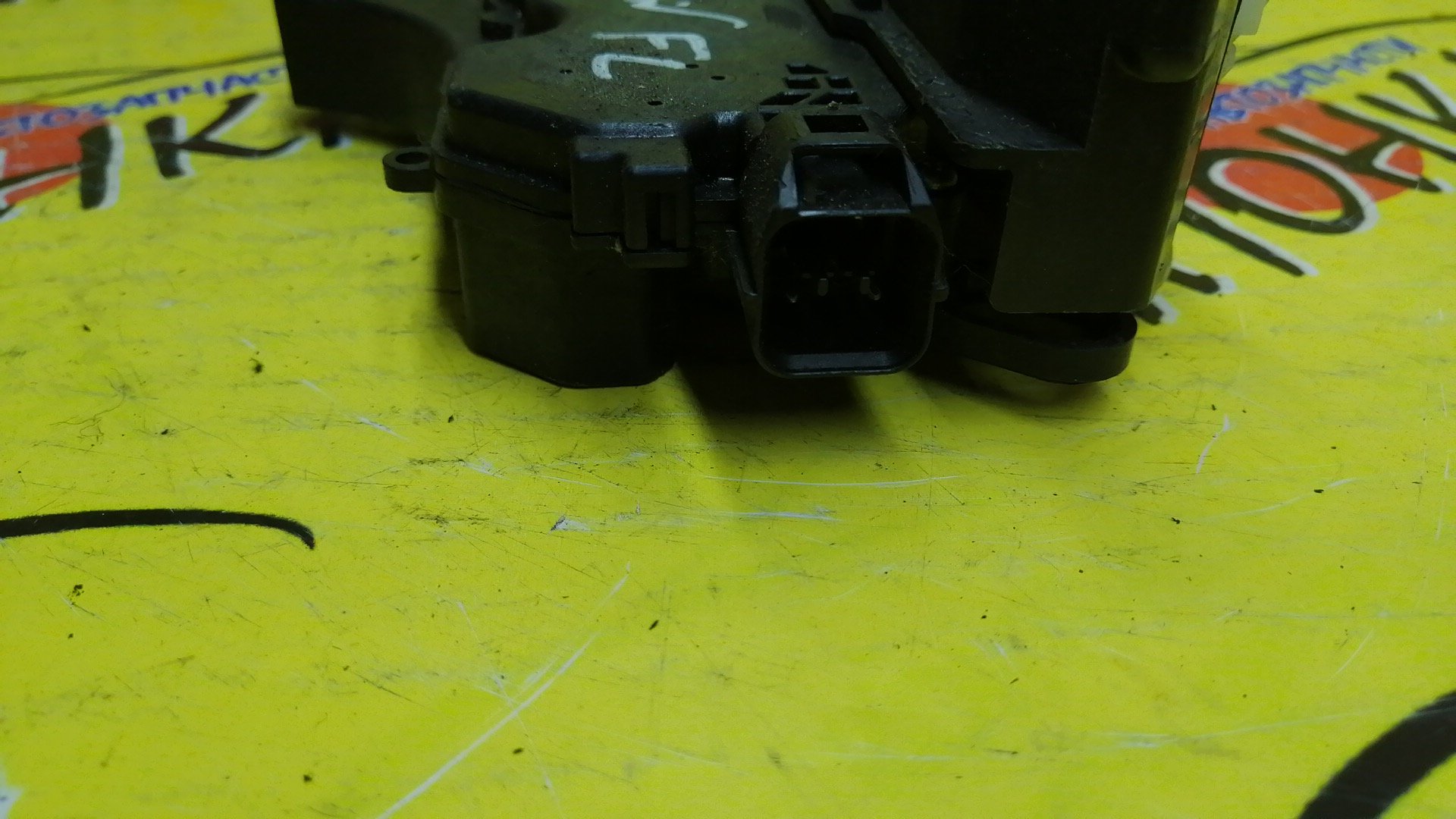 ЗАМОК ДВЕРИ/MMC/COLT/COLT PLUS/Z21A/Z22A/Z23A/Z24A/Z25A/Z26A/Z27A/Z27AG/Z28A/Z21W/Z22W/Z23W/Z24W/Z27W/F/L