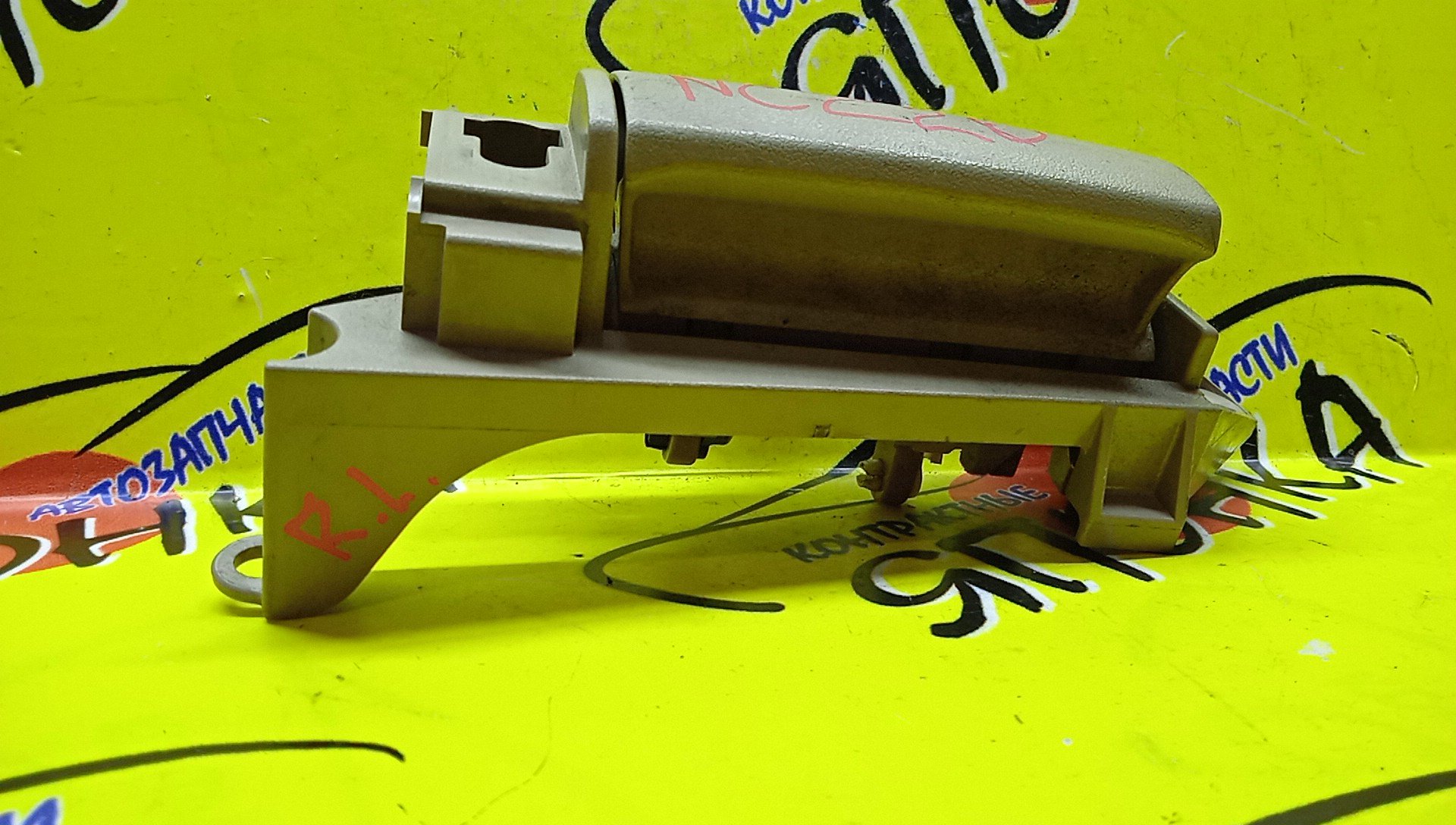 РУЧКА ДВЕРИ ВНУТРЕННЯЯ/TOY/RAUM/NCZ20/NCZ25/B/L