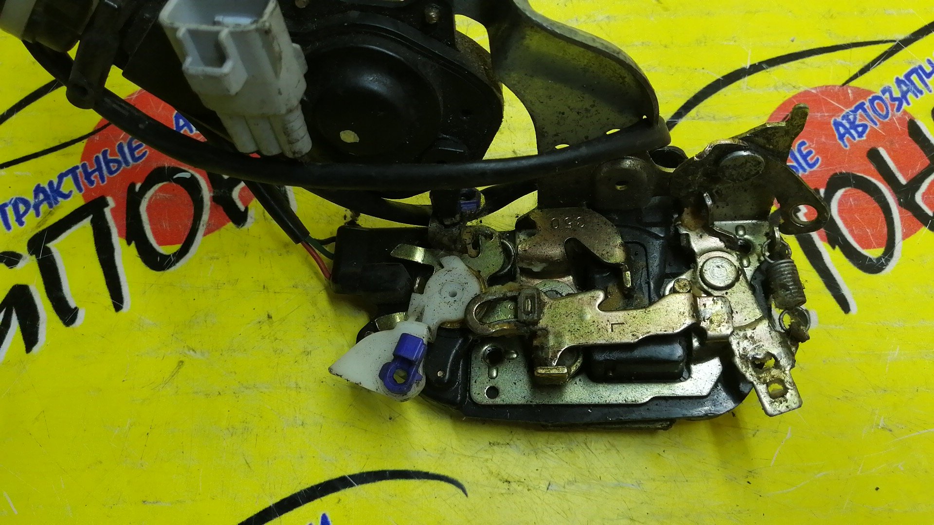 ЗАМОК ДВЕРИ/TOY/RAUM/EXZ10/EXZ15/F/L