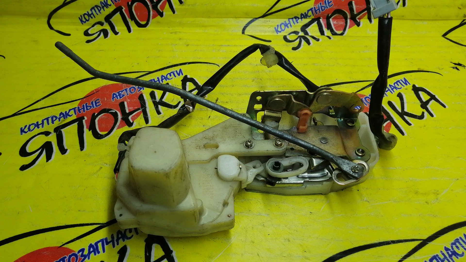 ЗАМОК ДВЕРИ/HON/INSPIRE/SABER/UA1/UA2/UA3/F/L