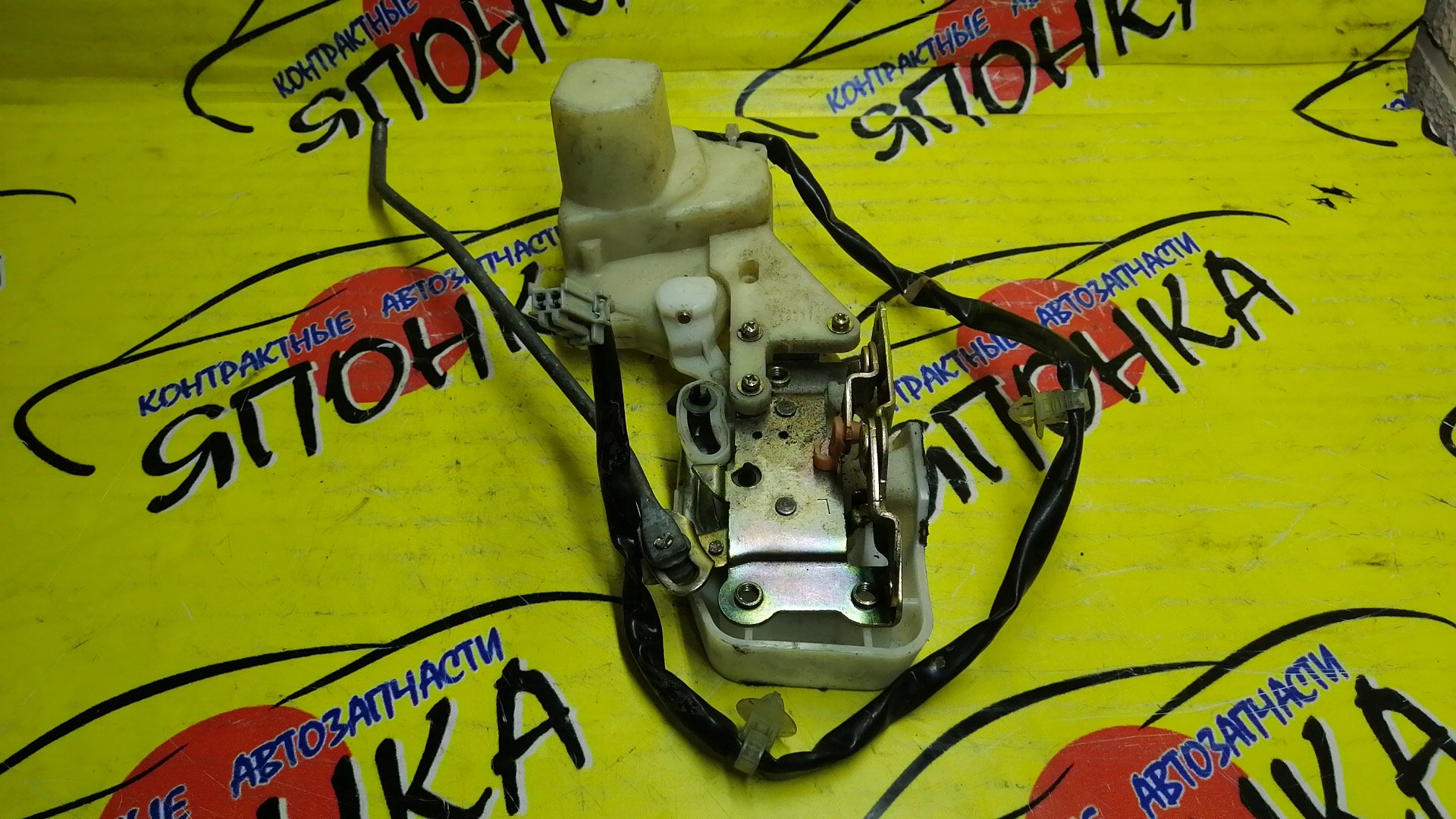 ЗАМОК ДВЕРИ/HON/INSPIRE/SABER/UA1/UA2/UA3/F/L