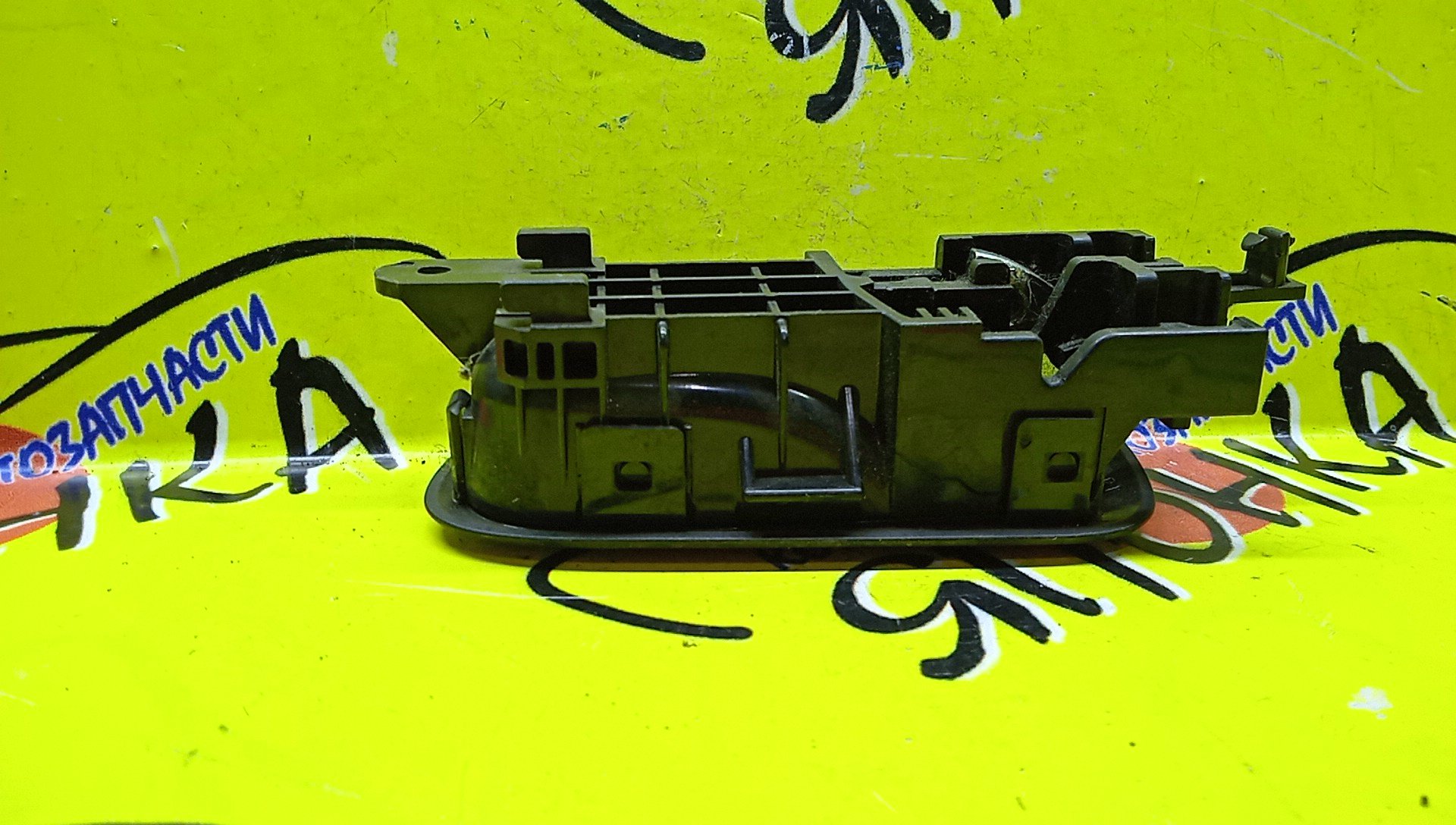 РУЧКА ДВЕРИ ВНУТРЕННЯЯ/SUZ/ESCUDO/TD94W/R