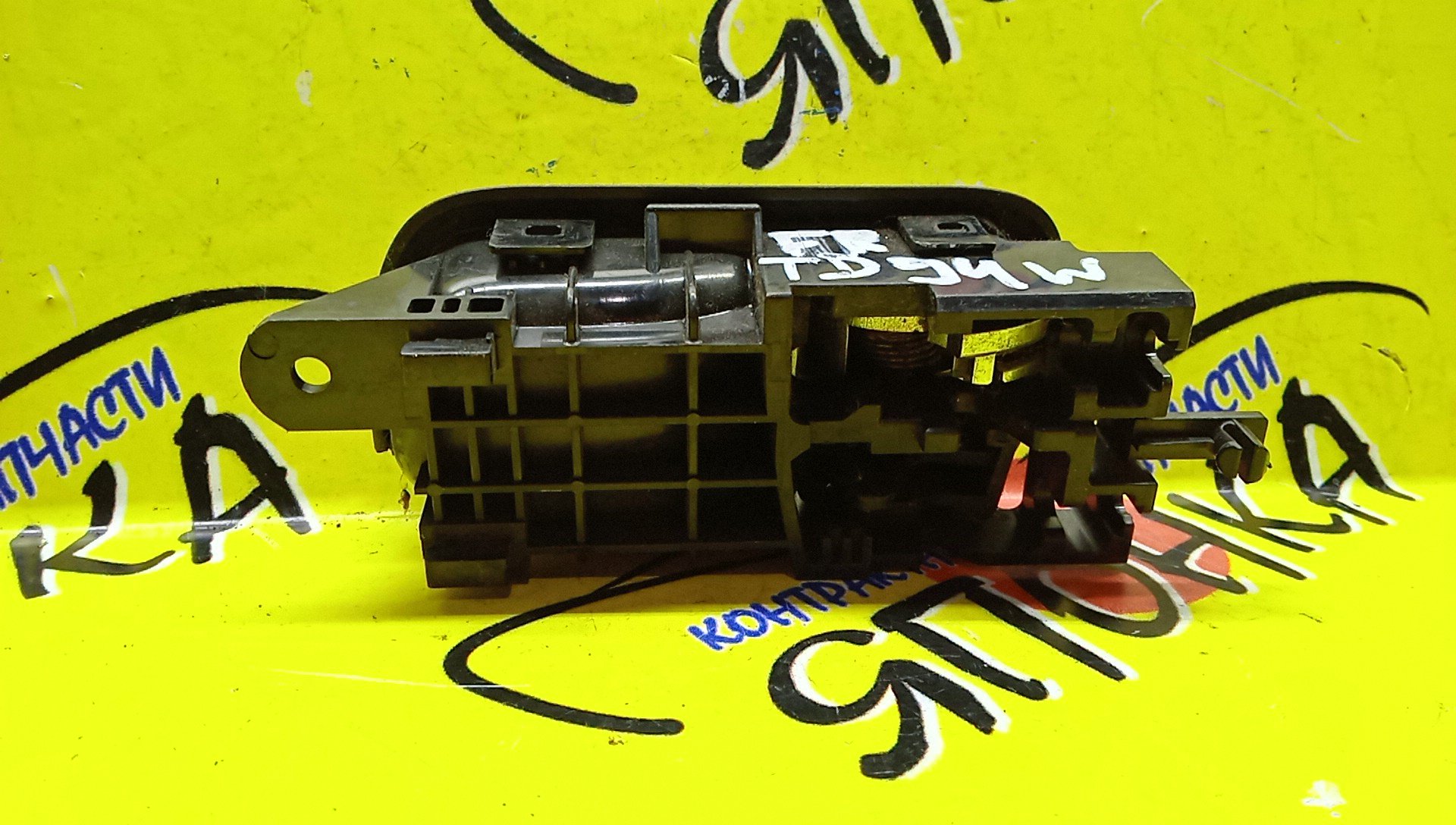 РУЧКА ДВЕРИ ВНУТРЕННЯЯ/SUZ/ESCUDO/TD94W/R