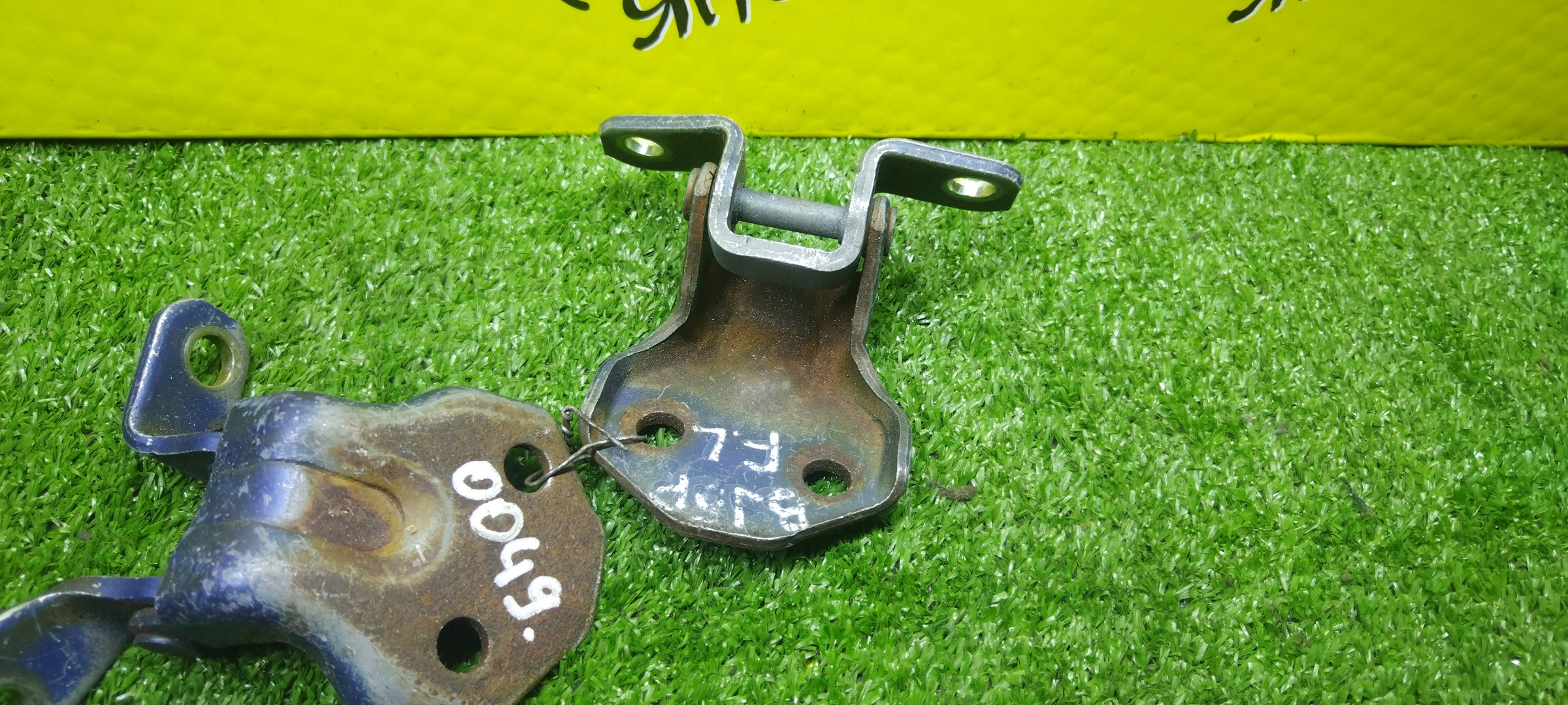 ПЕТЛИ ДВЕРИ/MAZ/323/626/CAPELLA/FAMILIA/FORD IXION/FORD TELSTAR/LASER LIDEA/PREMACY/BJ3P/BJ5P/BJ5W/BJ8W/BJEP/BJFP/BJFW/CP8W/CPEW/GF/GF8P/GFEP/GFER/GFFP/GW5R/GW8W/GWER/GWEW/GWFW/F/L