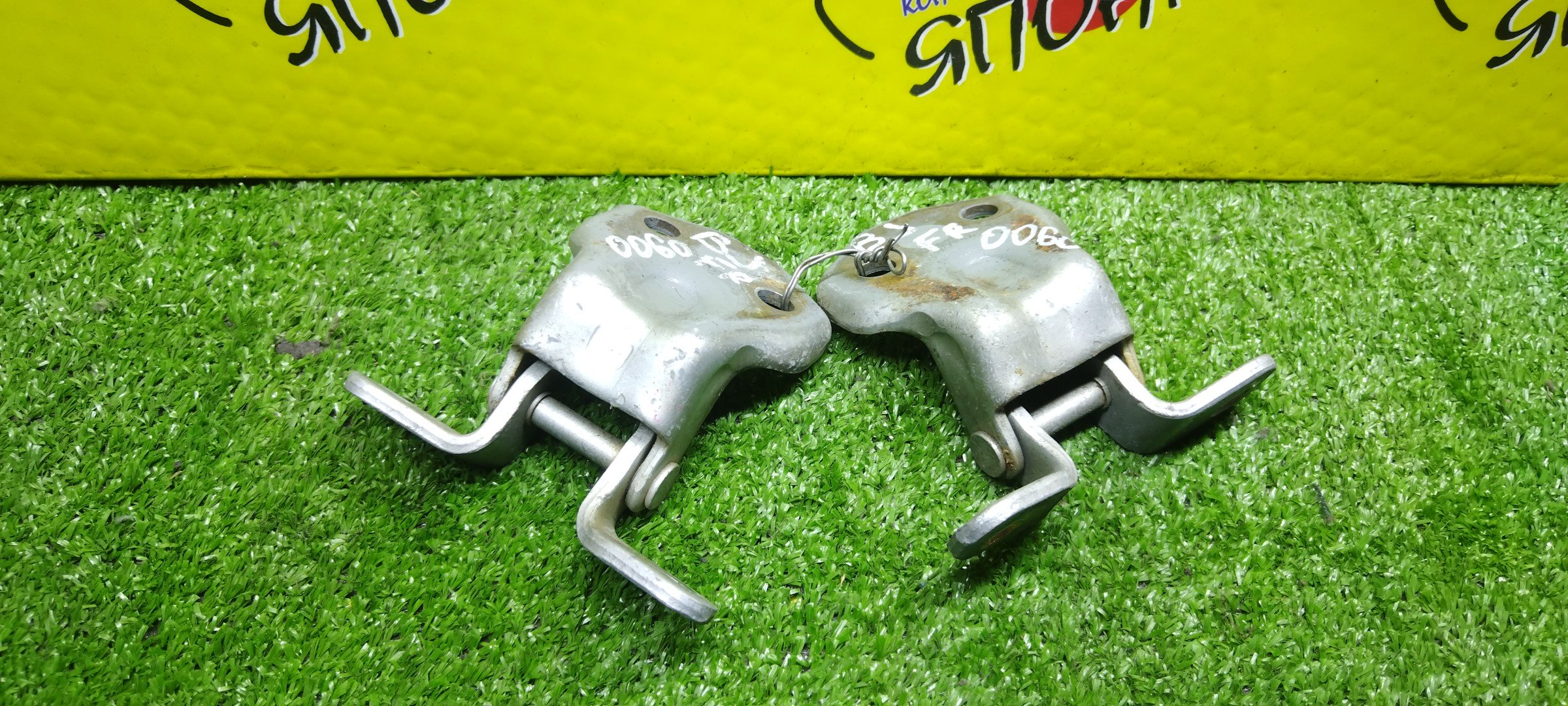 ПЕТЛИ ДВЕРИ/MAZ/323/626/CAPELLA/FAMILIA/FORD IXION/FORD TELSTAR/LASER LIDEA/PREMACY/BJ3P/BJ5P/BJ5W/BJ8W/BJEP/BJFP/BJFW/CP8W/CPEW/GF/GF8P/GFEP/GFER/GFFP/GW5R/GW8W/GWER/GWEW/GWFW/F/R