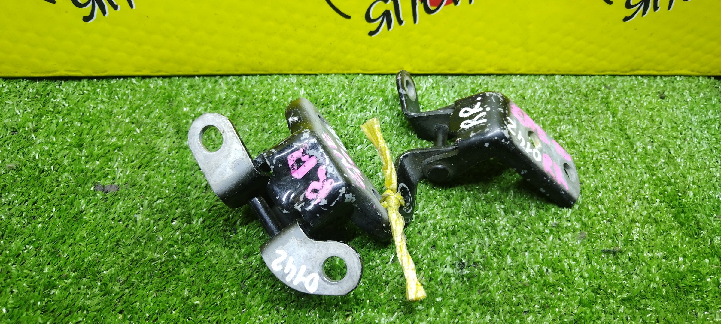 ПЕТЛИ ДВЕРИ/TOY/LEXUS CT200H/LEXUS ES240/LEXUS ES250/LEXUS ES350/LEXUS GS250/LEXUS GS350/LEXUS GS450H/LEXUS GX460/LEXUS HS250H/LEXUS IS F/LEXUS IS250/LEXUS RX270/LEXUS RX350/LEXUS RX450H/SCION XB/SCION XD/4RUNNER/ALLION/AQUA/AURIS/BELTA/BLADE/CALDINA/CAMRY/COROLLA ALTIS/COROLLA AXIO/COROLLA FIELDER/COROLLA RUMION/COROLLA/HIGHLANDER/KLUGER/LAND CRUISER PRADO/LIMO/MARK X/PASSO SETTE/PREMIO/PRIUS ALPHA/PRIUS C/PRIUS/PROBOX/RAV4/RACTIS/SAI/SCION/SUCCEED/URBAN CRUISER/VERSO/VIOS/VITZ/WISH/YARIS/IST/ZWA10/ACV40/GSV40/ASV60/AVV60/GRL11/GRL10/GWL10/URJ150/ANF10/USE20/ALE20/GSE20/GSE21/GSE22/AGL10/GGL10/GGL15/GYL10/AZE151/ZSP110/GRN280/TRN280/AZT240/NZT240/NZT260/ZRT260/NHP10/NRE150/NZE151/ZRE151/ZRE154/KSP92/SCP92/AZE154/AZE156/GRE156/AZT241/AZT246/ZZT241/ASV40/ASV50/AVV50/NZE140/NZE170/NZE161/ZRE152/ASU40/GSU40/ZZE150/GRJ150/KDJ150/TRJ150/NSP150/ANA10/GGA10/GRX120/GRX130/M502E/M512E/ZVW40/ZVW40W/NHW20/ZVW30/NCP50/NCP55/NCP58/ACA30/ACA31/ACA33/ACA36/ZSA30/NCP100/NCP120/SCP100/AZK10/NLP110/KSP130/SCP90/NCP110/NCP60/NCP130/ZZT245/B/R/ПАРА(ВЕРХ+НИЗ)