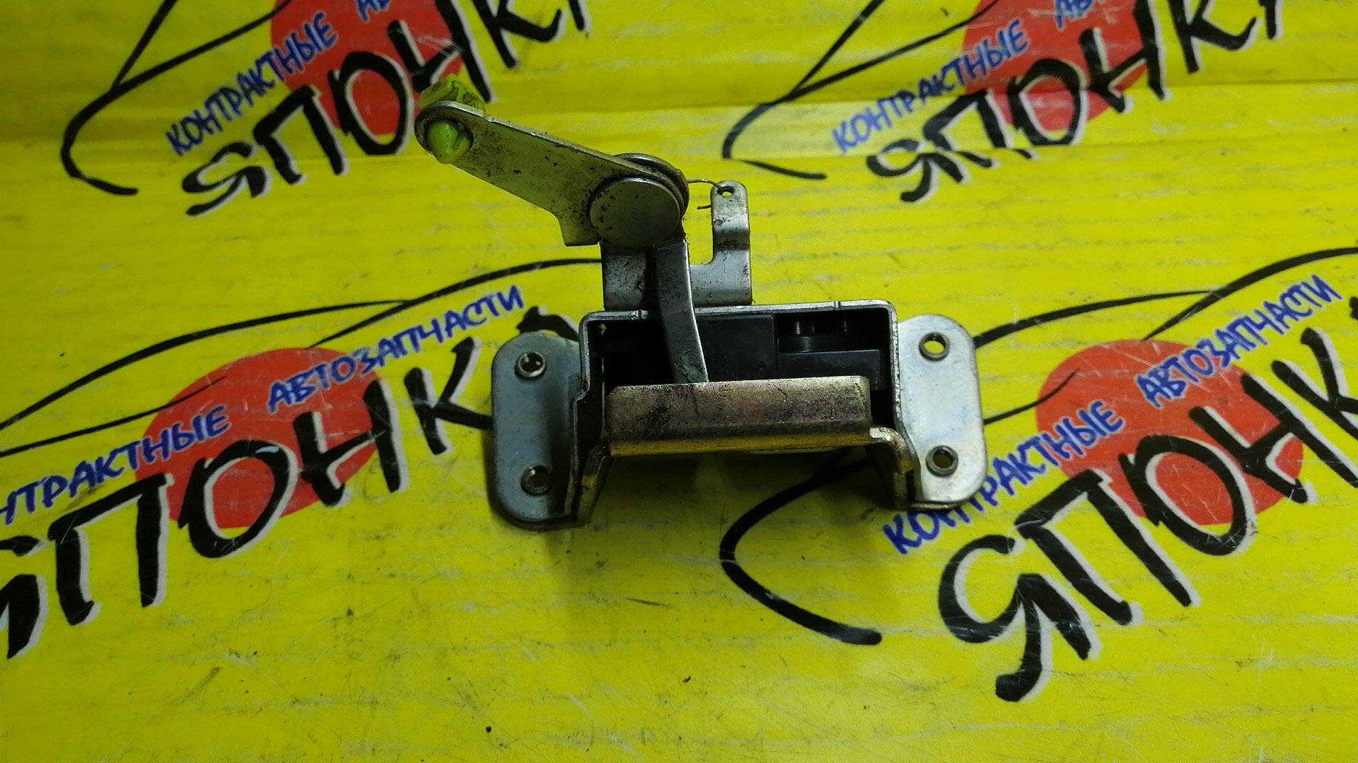 ЗАМОК ДВЕРИ/TOY/ISIS/ZNM10/ZGM10/ANM10/B/R/ПЕРЕД