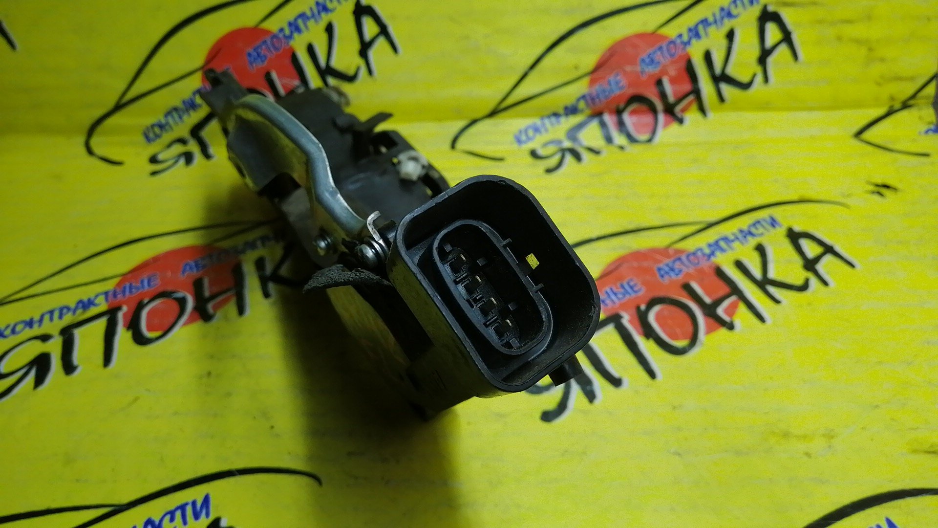 ЗАМОК ДВЕРИ/TOY/LITE ACE NOAH/TOWN ACE NOA/R40/R50/F/L