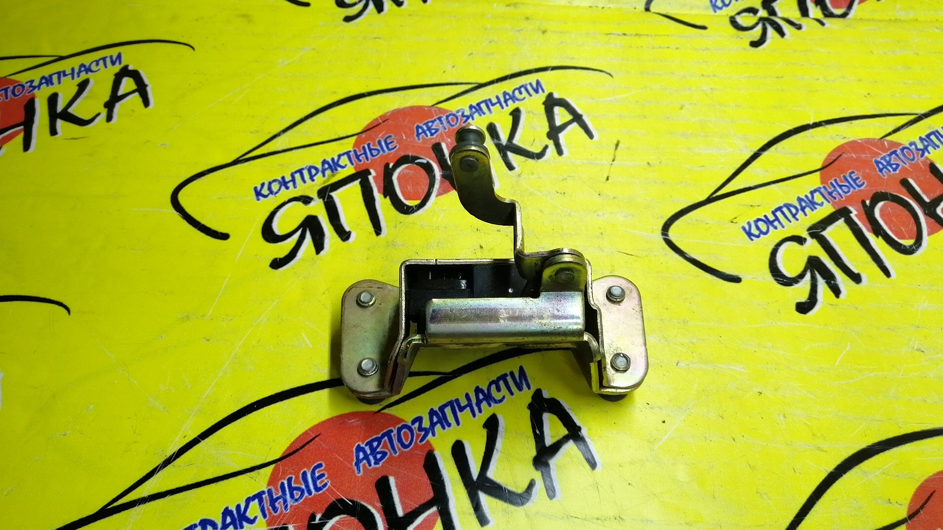 ЗАМОК ДВЕРИ/TOY/LITE ACE NOAH/TOWN ACE NOA/R40/R50/B/L/ПЕРЕД