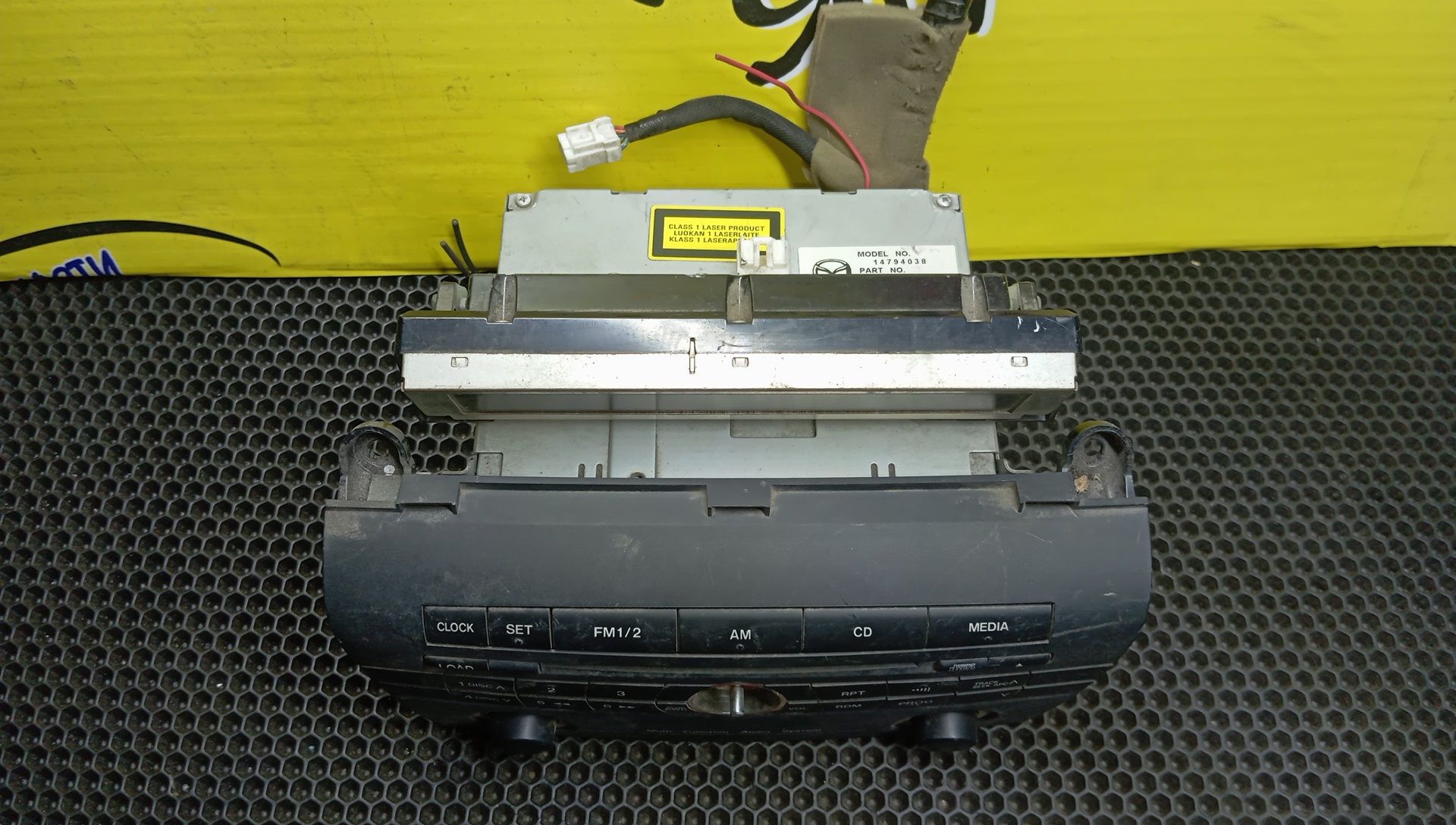 АВТОМАГНИТОЛА/MAZ/AXELA/MAZDA3/BK3P/BK5P/BKEP/B33A66AR0