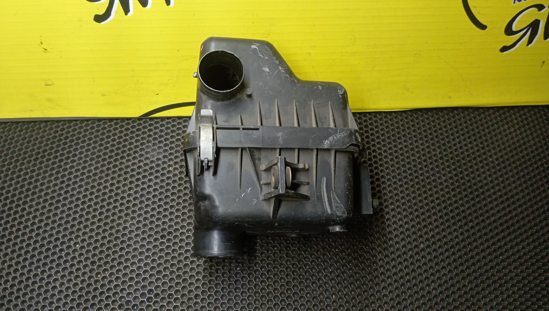 КОРПУС ВОЗДУШНОГО ФИЛЬТРА/TOY/DUET/DAIHATSU SIRION/DAIHATSU STORIA/M101A/M101S/M111A/M111S/K3VE