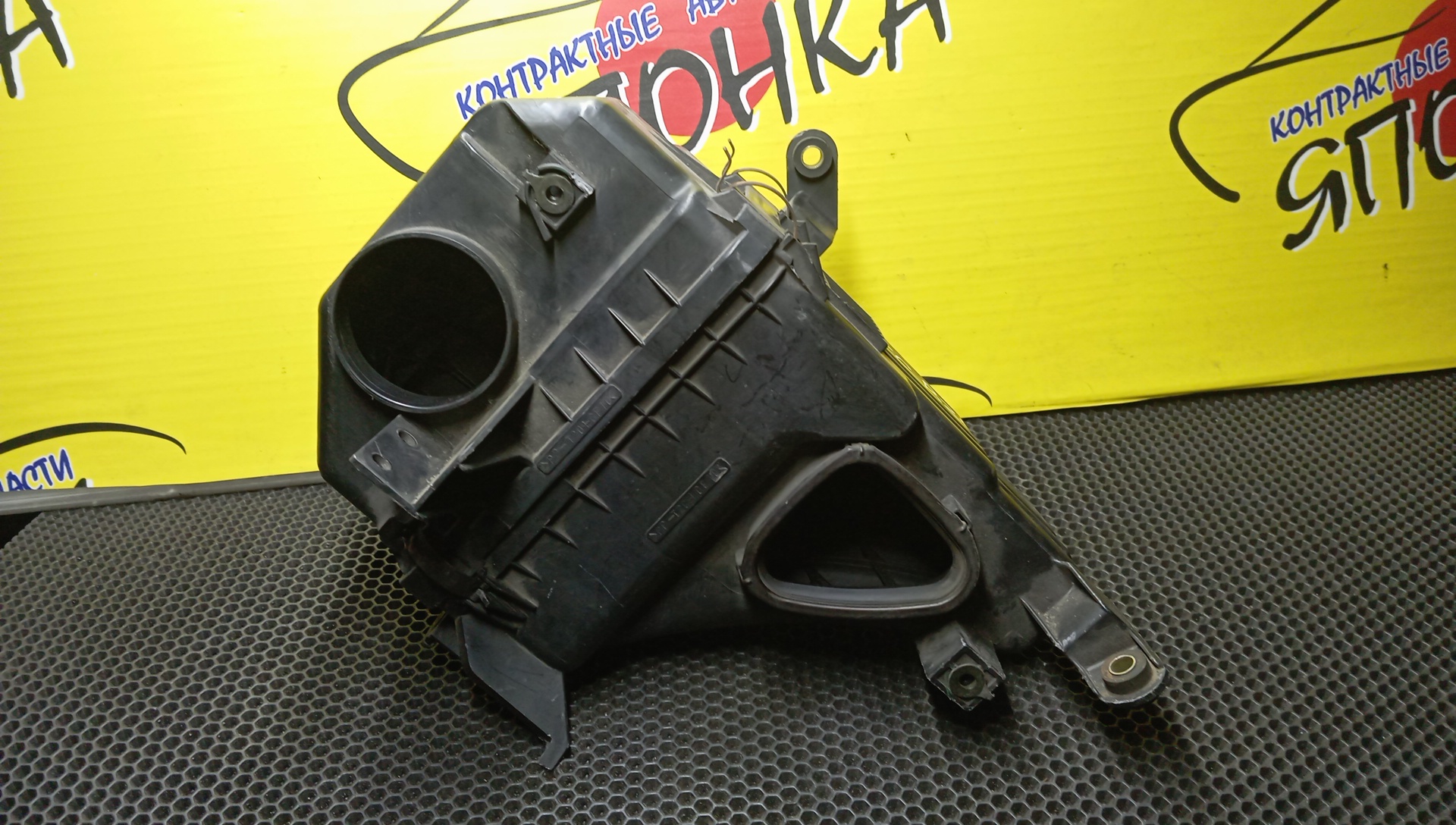 КОРПУС ВОЗДУШНОГО ФИЛЬТРА/TOY/ESTIMA EMINA/ESTIMA LUCIDA/TCR10G/TCR11G/TCR20G/TCR21G/2TZ-FE