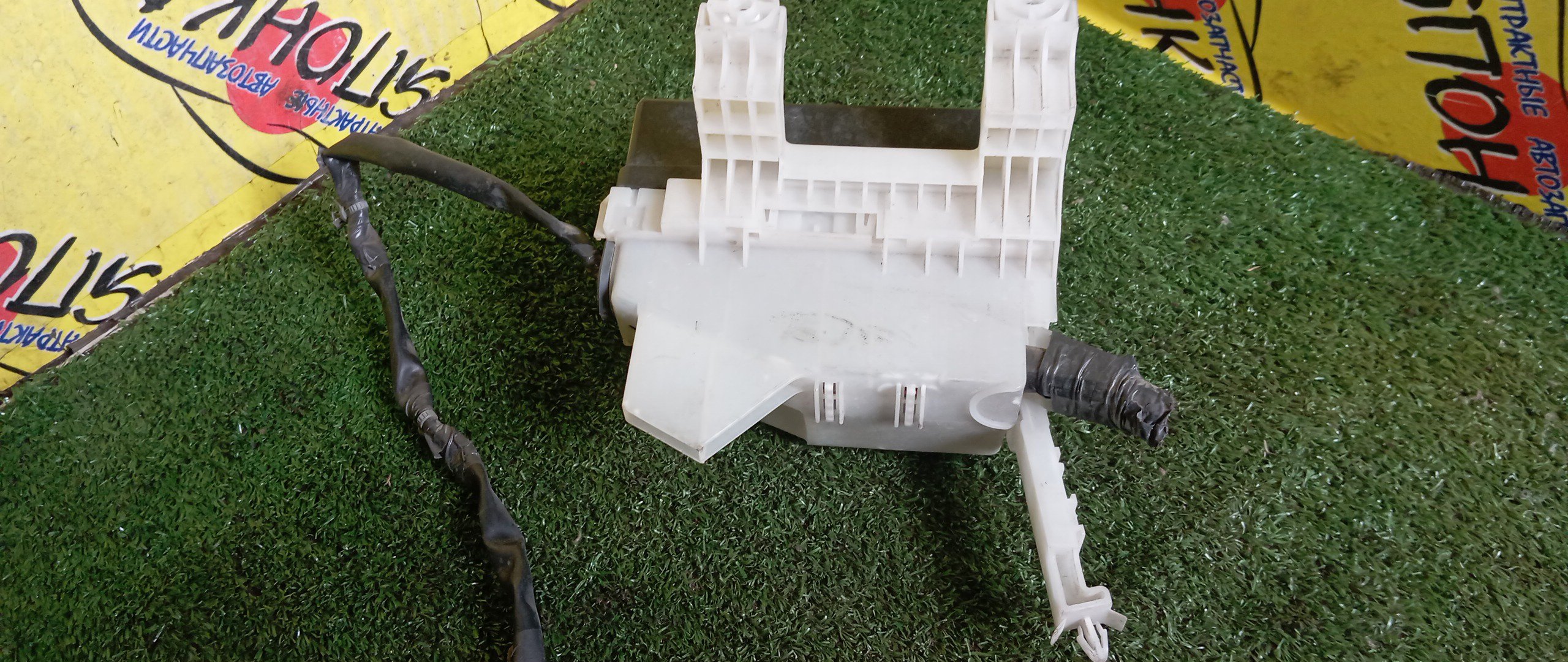 БЛОК ПРЕДОХРАНИТЕЛЕЙ ПОД КАПОТ/NIS/BLUEBIRD SYLPHY/PULSAR/SUNNY/B15/FB15/FG10/FNB15/QG10/QNG10/SB15/TG10/QG15/БОЛЬШОЙ