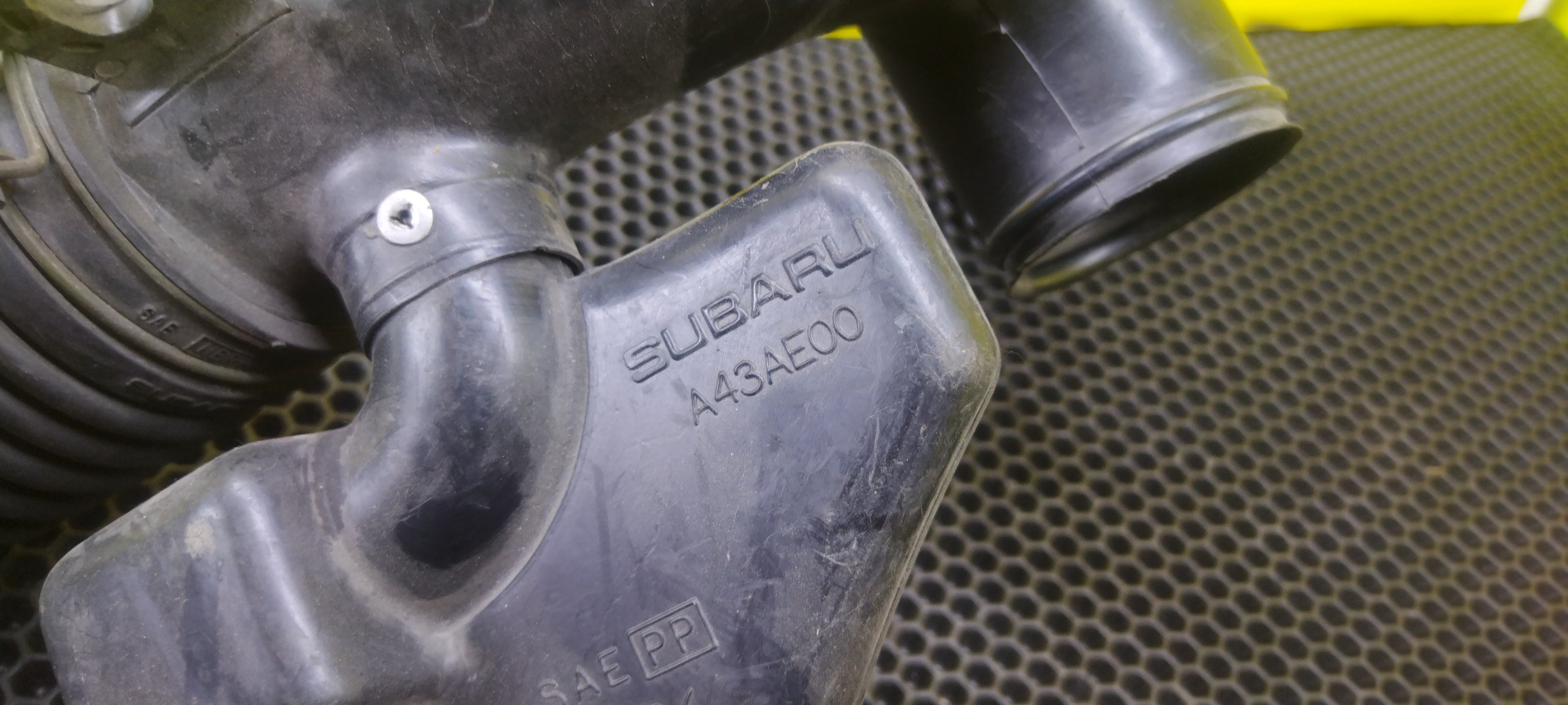 ГОФРА ВОЗДУШНОГО ФИЛЬТРА/SUB/EJ20/EJ201/EJ202/FORESTER/SF5/SF9/46020FC010