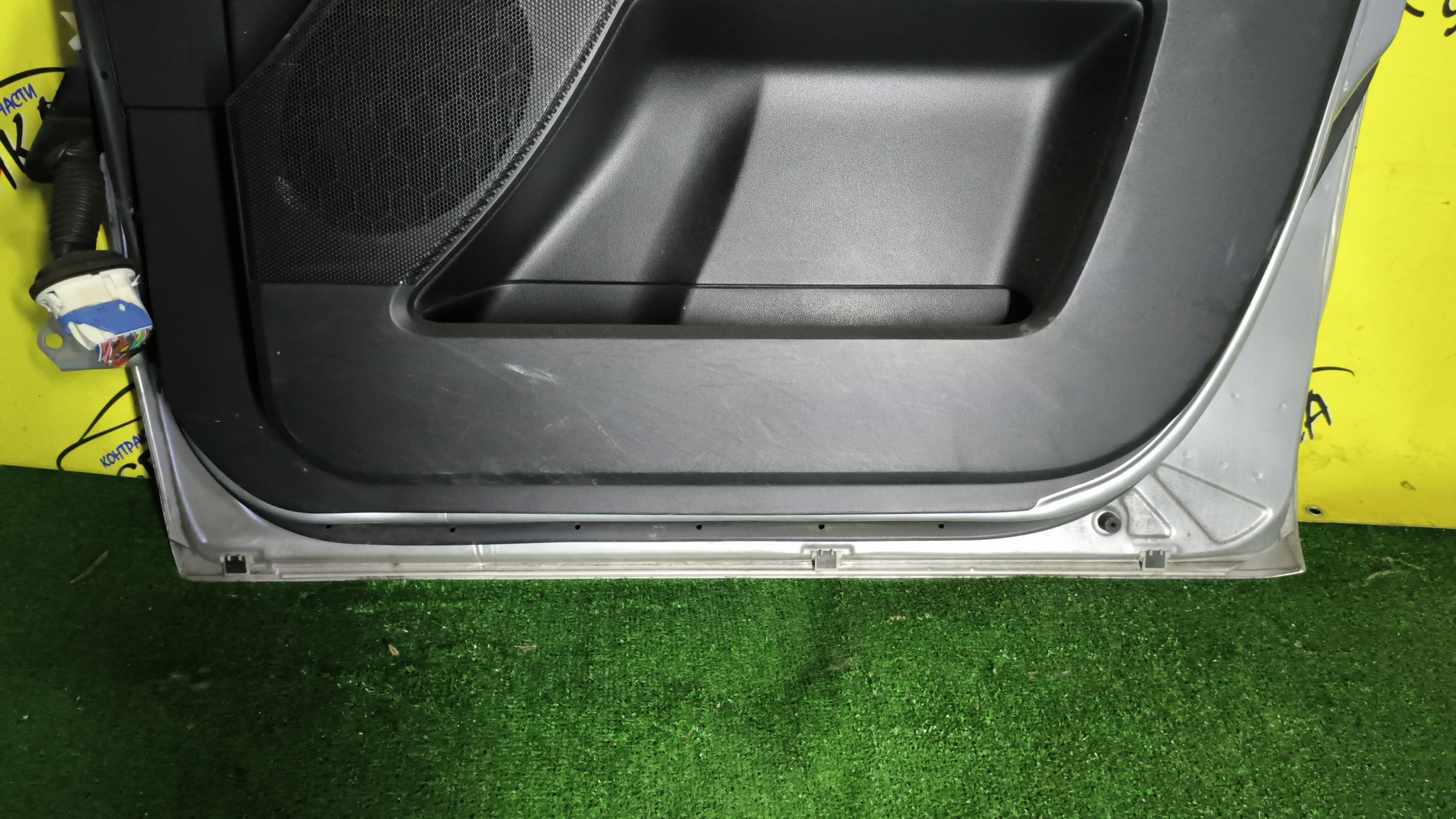 ДВЕРЬ БОКОВАЯ/MAZ/PREMACY/CREW/C2Y55802XA/F/R