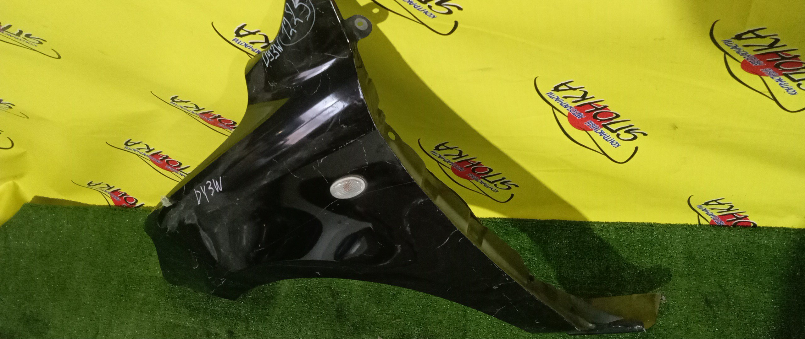 КРЫЛО/MAZ/DEMIO/DY3R/DY3W/DY5R/DY5W/F/L/1 МОДЕЛЬ/D35052211E