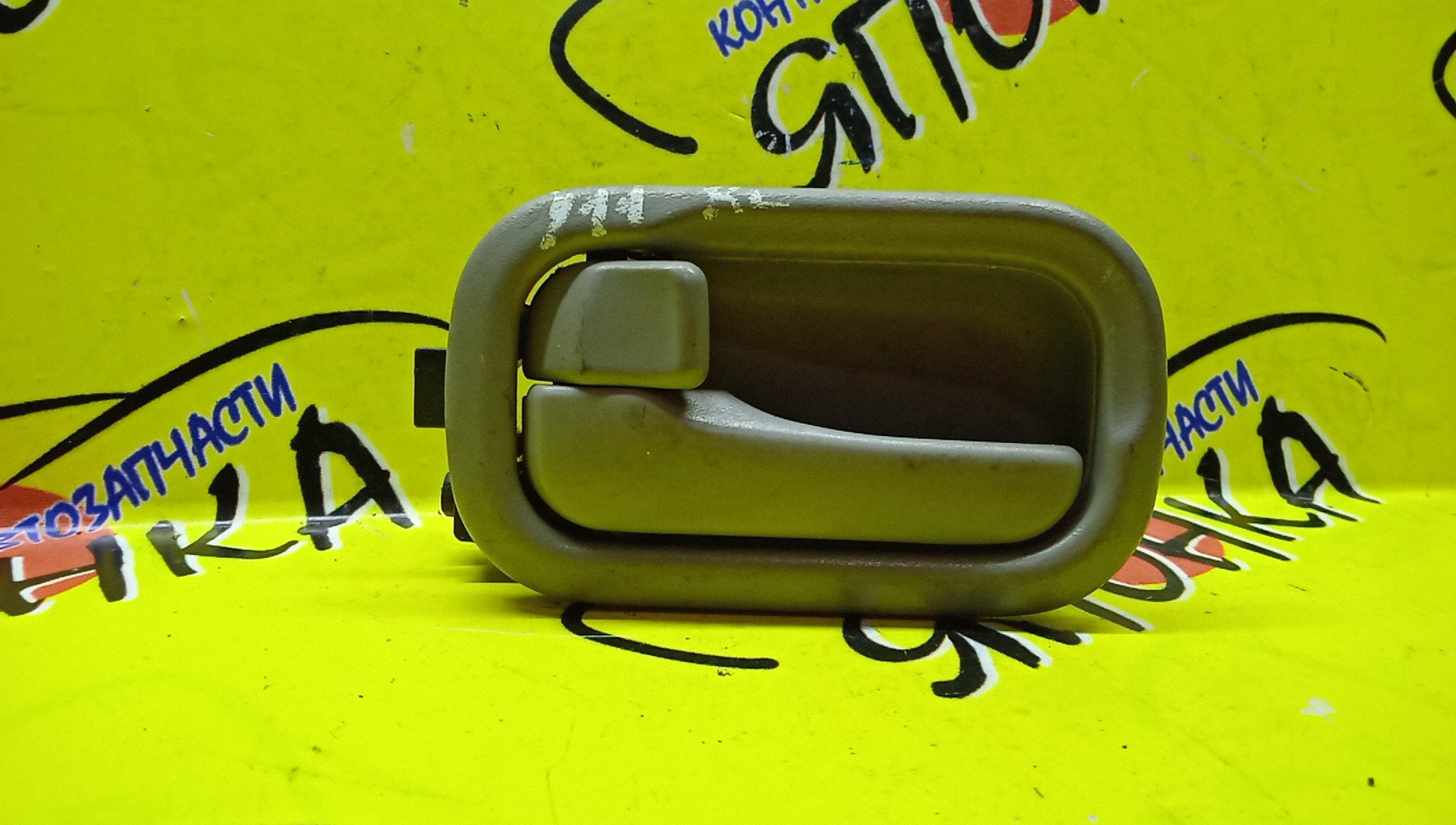 РУЧКА ДВЕРИ ВНУТРЕННЯЯ/NIS/AD/ALMERA/BASSARA/PRESAGE/SILVIA/SKYLINE/SUNNY/TINO/WINGROAD/X-TRAIL/B15/BNR34/ENR34/ER34/FB15/FNB15/HR34/HU30/HV10/JB15/JHU30/JNU30/JTNU30/JTU30/JU30/JVNU30/JVU30/MU30/N16/NT30/NU30/PNT30/PV10/QB15/S15/SB15/T30/TNU30/TU30/U30/V10/VENY11/VEY11/VFY11/VGY11/VHNY11/VNU30/VU30/VY11/WFNY11/WFY11/WHNY11/WHY11/WPY11/WRY11/L/806714M401