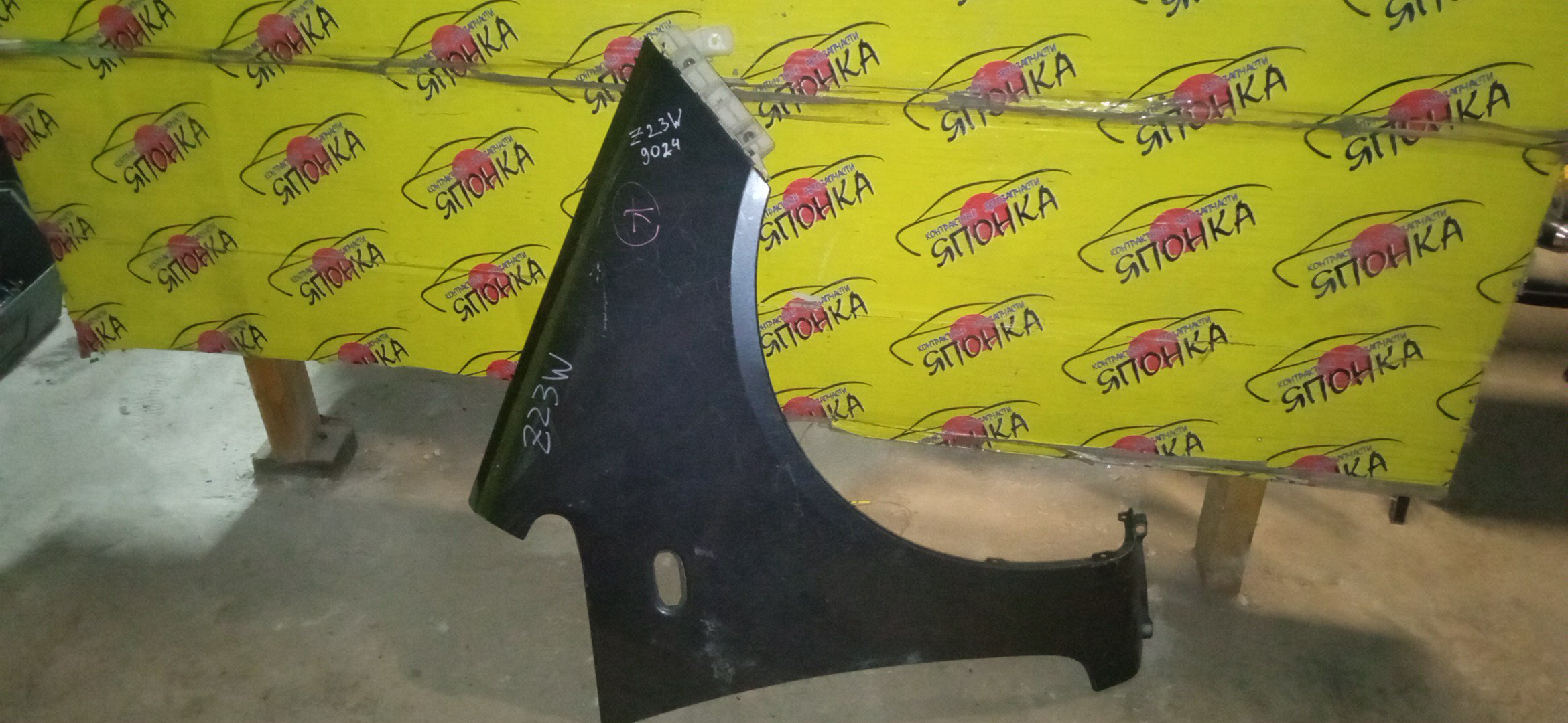 КРЫЛО/MMC/COLT/COLT PLUS/Z21A/Z21W/Z22A/Z22W/Z23A/Z23W/Z24A/Z24W/Z25A/Z26A/Z27A/Z27AG/Z27W/Z28A/F/R/MN133356