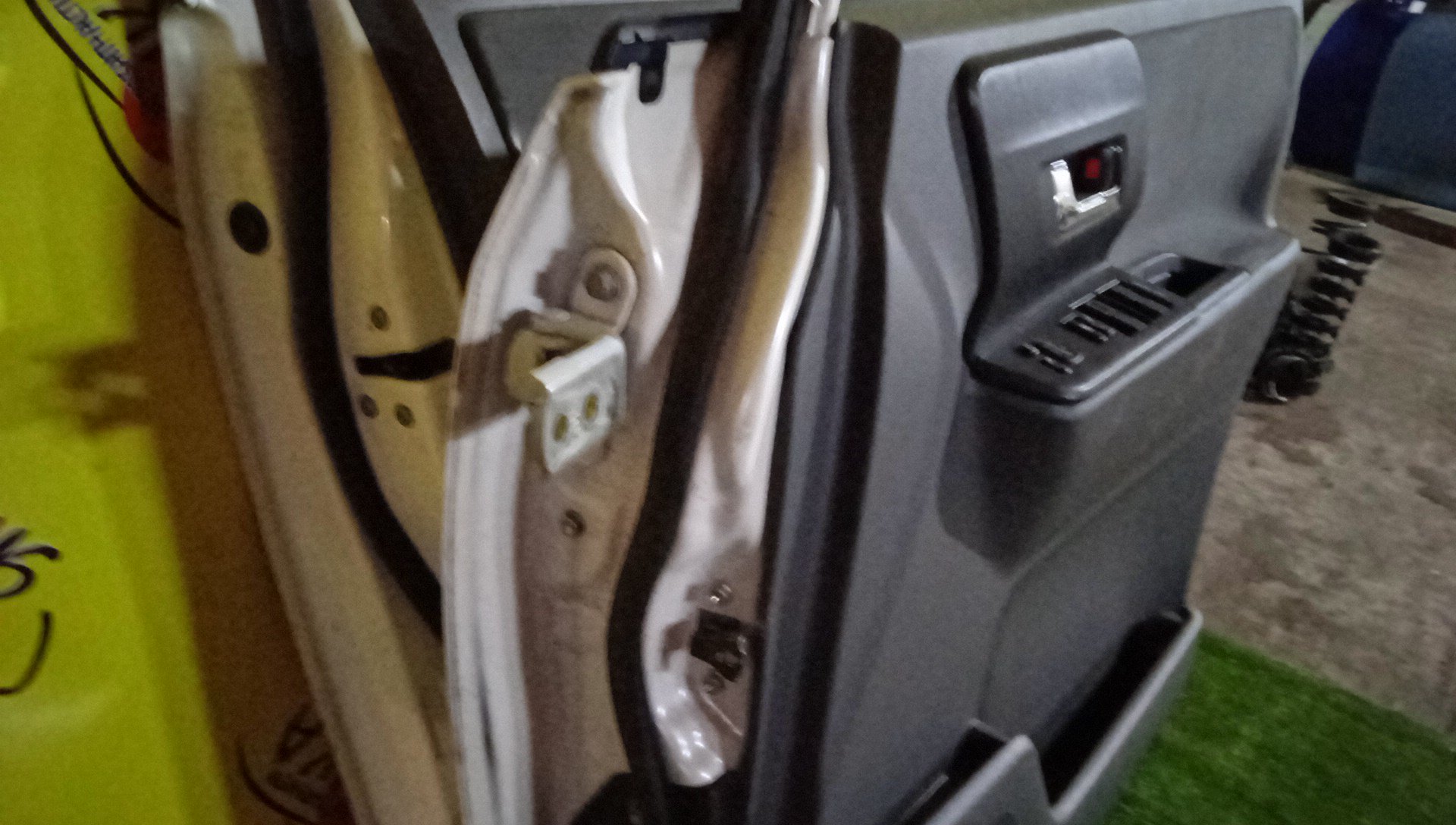 ДВЕРЬ БОКОВАЯ/TOY/NOAH/VOXY/ZRR70G/ZRR70W/ZRR75G/ZRR75W/6700128220/F/R/УЗКИЙ МОЛДИНГ