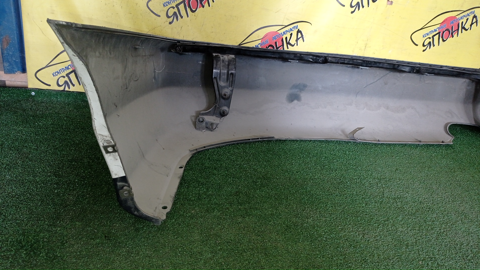 БАМПЕР/MMC/GALANT/E52A/E53A/E54A/E57A/E64A/E72A/E74A/E77A/E84A/B/MR162124