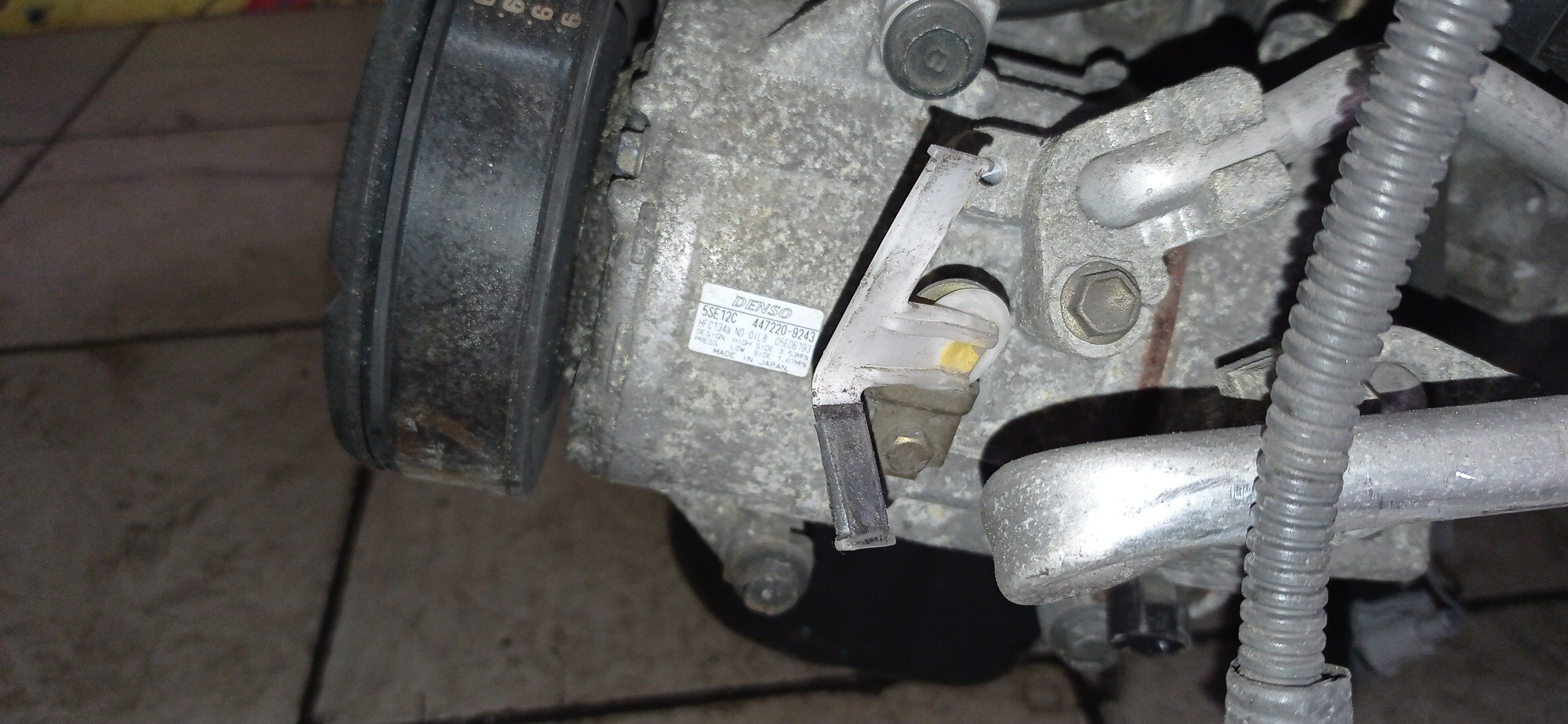 ДВС/TOY/1ZZ/COROLLA/CELICA/CALDINA/RAV4/VISTA/AVENSIS/WILL VS/SPACIO/WISH/OPA/PREMIO/ALLION/COROLLA VERSO/ALLEX/FIELDER/ISIS/RUNX/VISTA ARDEO/MR-S/VOLTZ/ZCA25W/ZCA26W/ZCT10/ZCT15/ZNE10G/ZNE14G/ZNM10G/ZNM10W/ZNR11/ZZE122/ZZE122G/ZZE122N/ZZE124/ZZE124G/ZZE124N/ZZE127/ZZE129/ZZE136/ZZE138/ZZT221/ZZT230/ZZT240/ZZT241W/ZZT245/ZZT251/ZZV50/ZZV50G/ZZW30/МЕХАНИЧЕСКАЯ ЗАСЛОНКА/ВПУСК ПЛАСТИКОВЫЙ/1900022080/1900022081