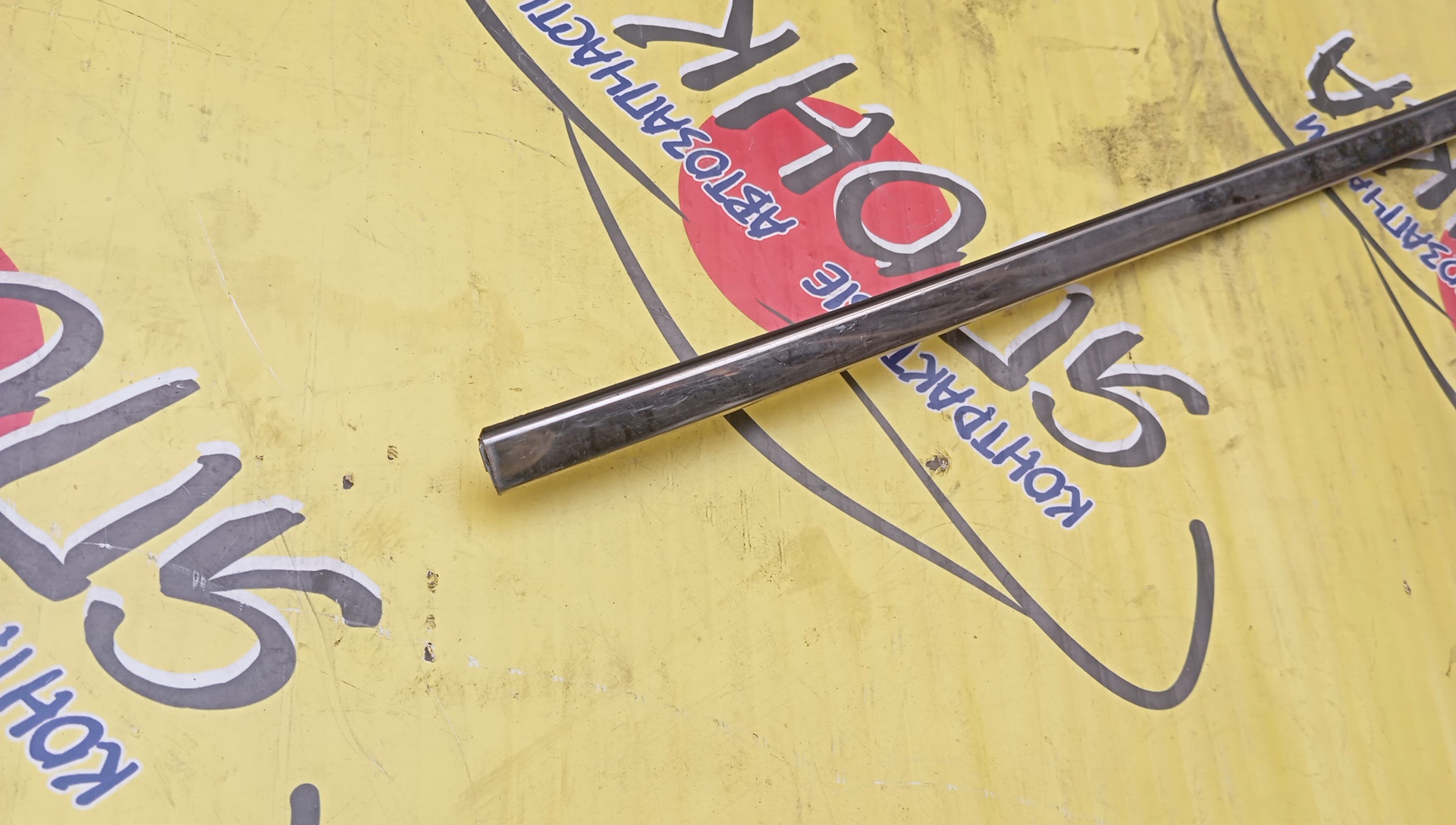 МОЛДИНГ НА КРЫШУ/NIS/FUGA/HY51/KNY51/Y51/L