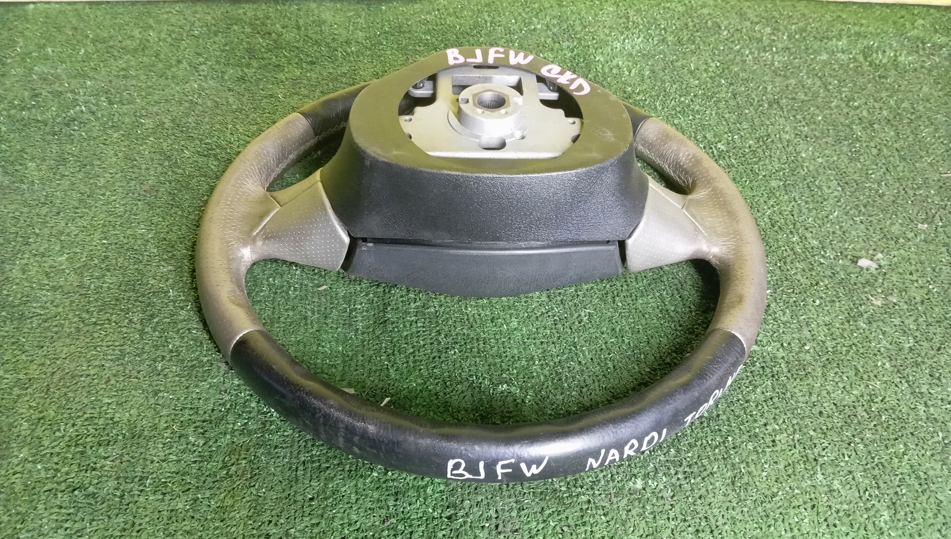 РУЛЬ/MAZ/323/626/BONGO FRIENDEE/CAPELLA/DEMIO/FAMILIA/FREDA/MPV/PREMACY/BJ/BJ3P/BJ5P/BJ5W/BJ8W/BJEP/BJFP/BJFW/CP8W/CPEW/DW3W/DW5W/GF/GF8P/GFEP/GFER/GFFP/GW/GW5R/GW8W/GWER/GWEW/GWFW/LW3W/LW5W/LWEW/LWFW/SG5W/SGE3/SGEW/SGL3/SGL5/SGLR/SGLW/С AIRBAG/NARDI TORINO/3 ЛУЧА