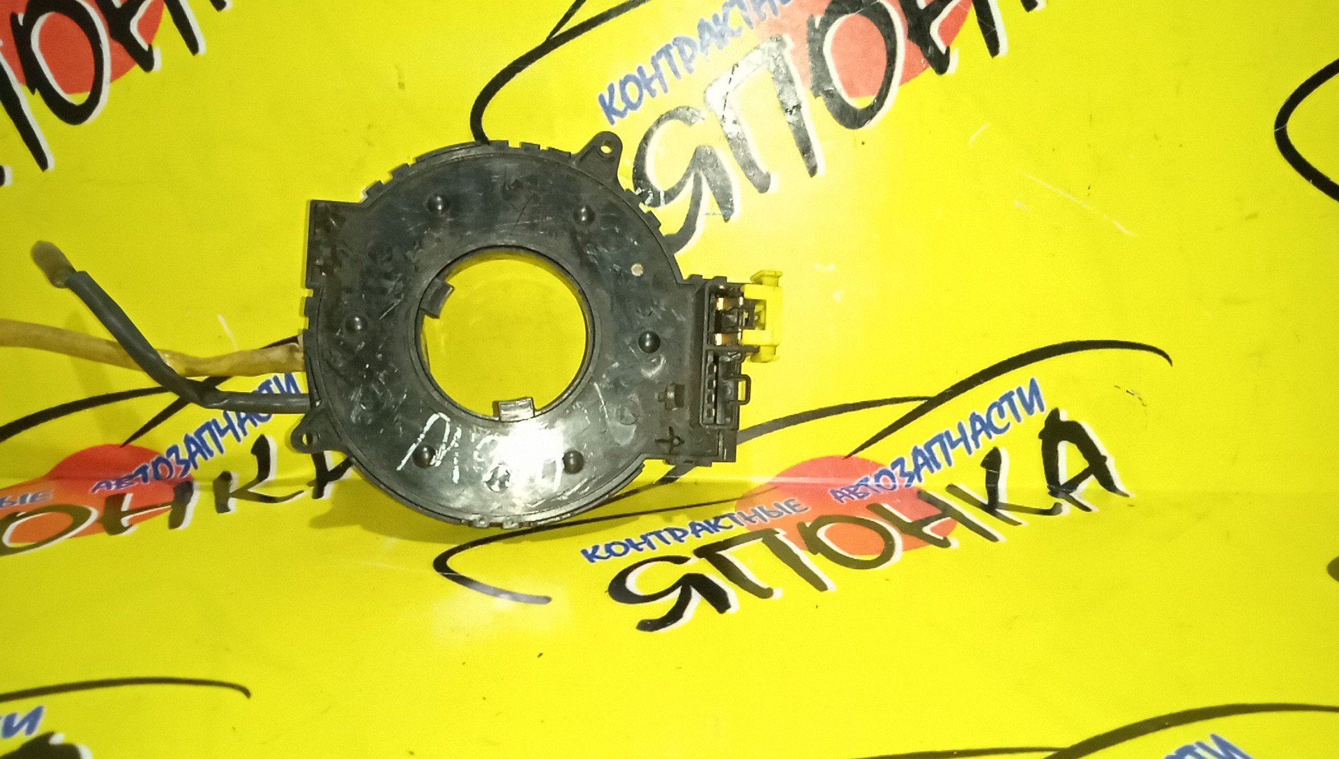 ШЛЕЙФ AIRBAG/MMC/LANCER/LANCER CARGO/LANCER CEDIA/LANCER CEDIA WAGON/LANCER WAGON/PAJERO IO/COLT/PAJERO/CS2A/CS2V/CS2W/CS3A/CS5W/H66A/H66W/H76A/H76W/Z21A/Z23W/V73W/V75W/1*2/1*4 КОНТ/БОЛЬШАЯ ФИШКА